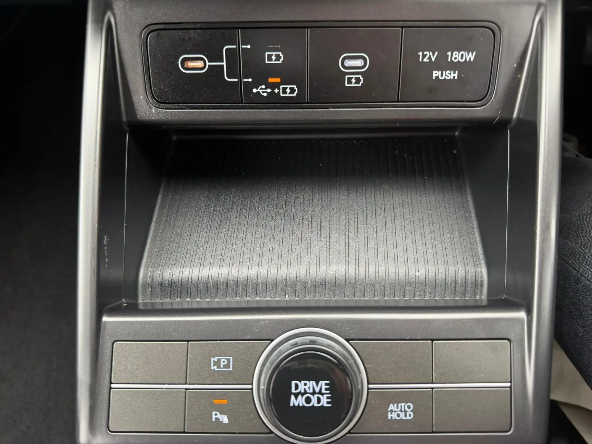 Hyundai KONA Image 27