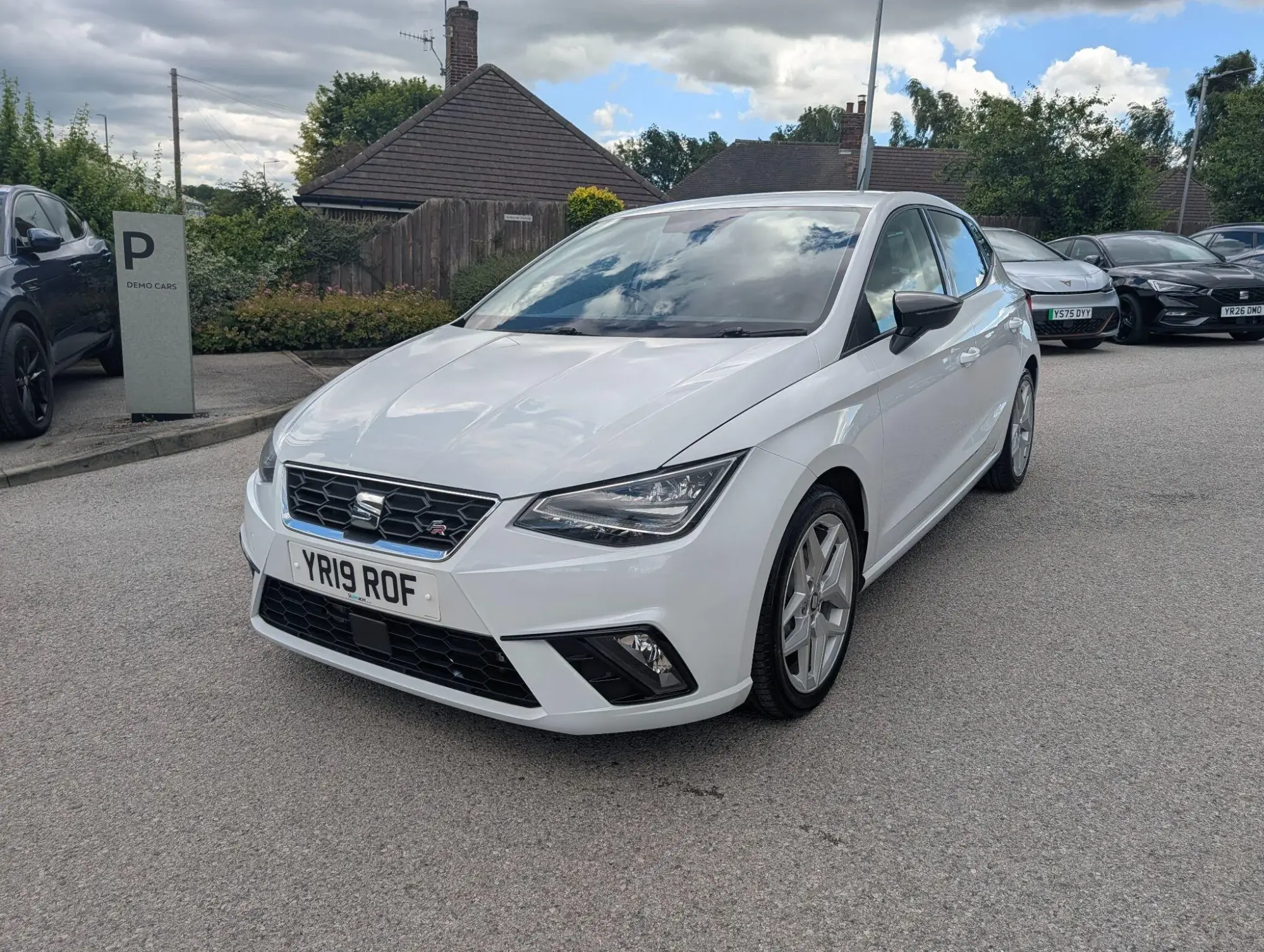 SEAT Ibiza 1.0 TSI 115 FR [EZ] 5dr YR19ROF Image 3