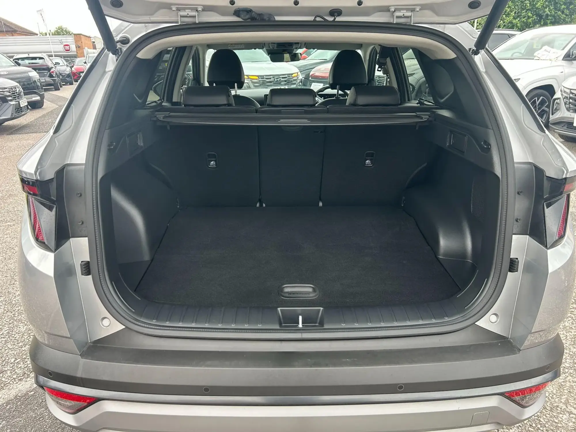Hyundai TUCSON Image 16 Hyundai TUCSON Image 16