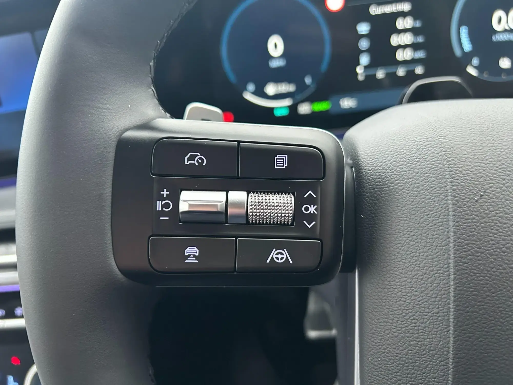 Hyundai SANTA FE Image 20