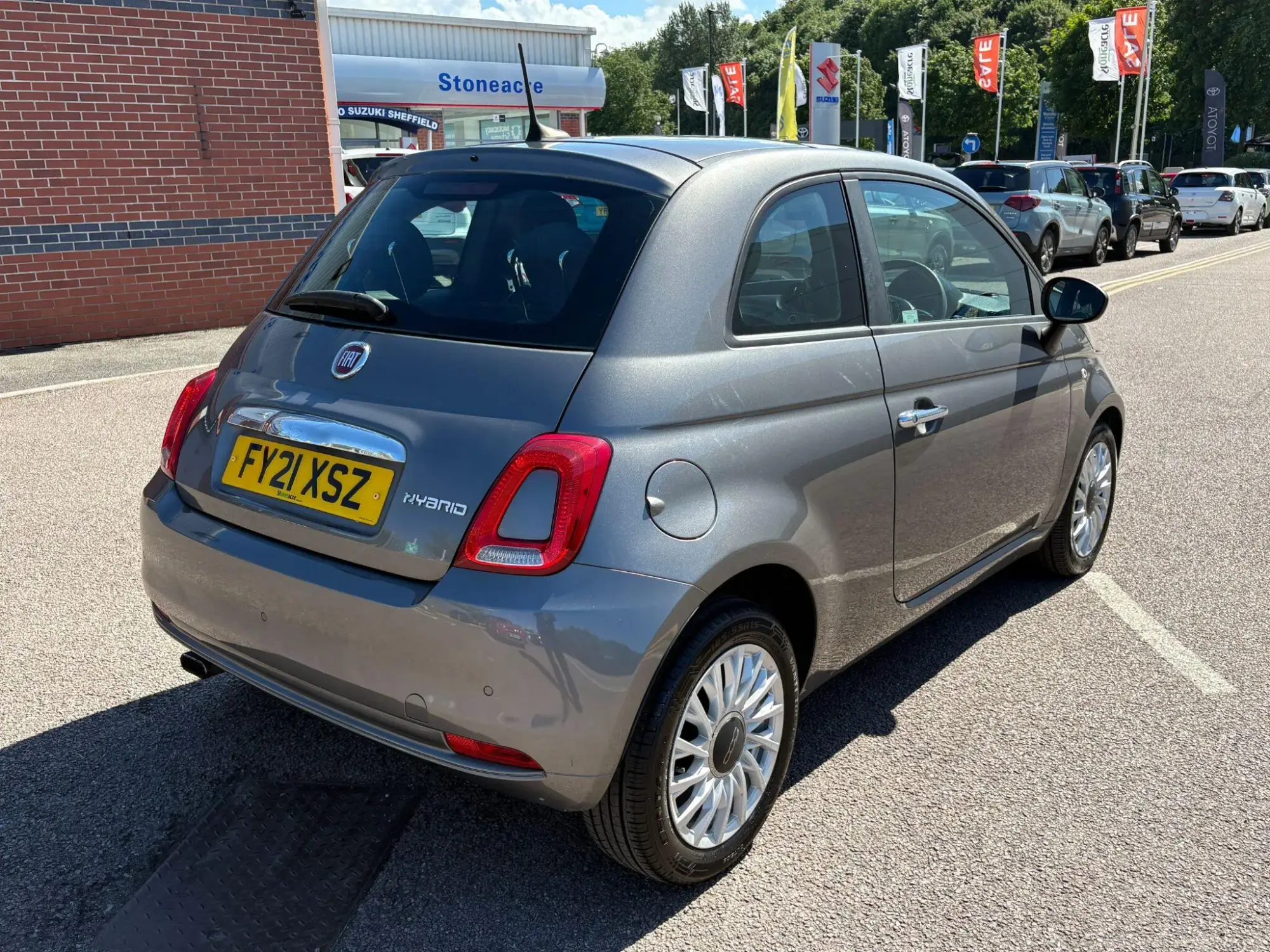 Fiat 500 1.0 Mild Hybrid Lounge 3dr FY21XSZ Image 3