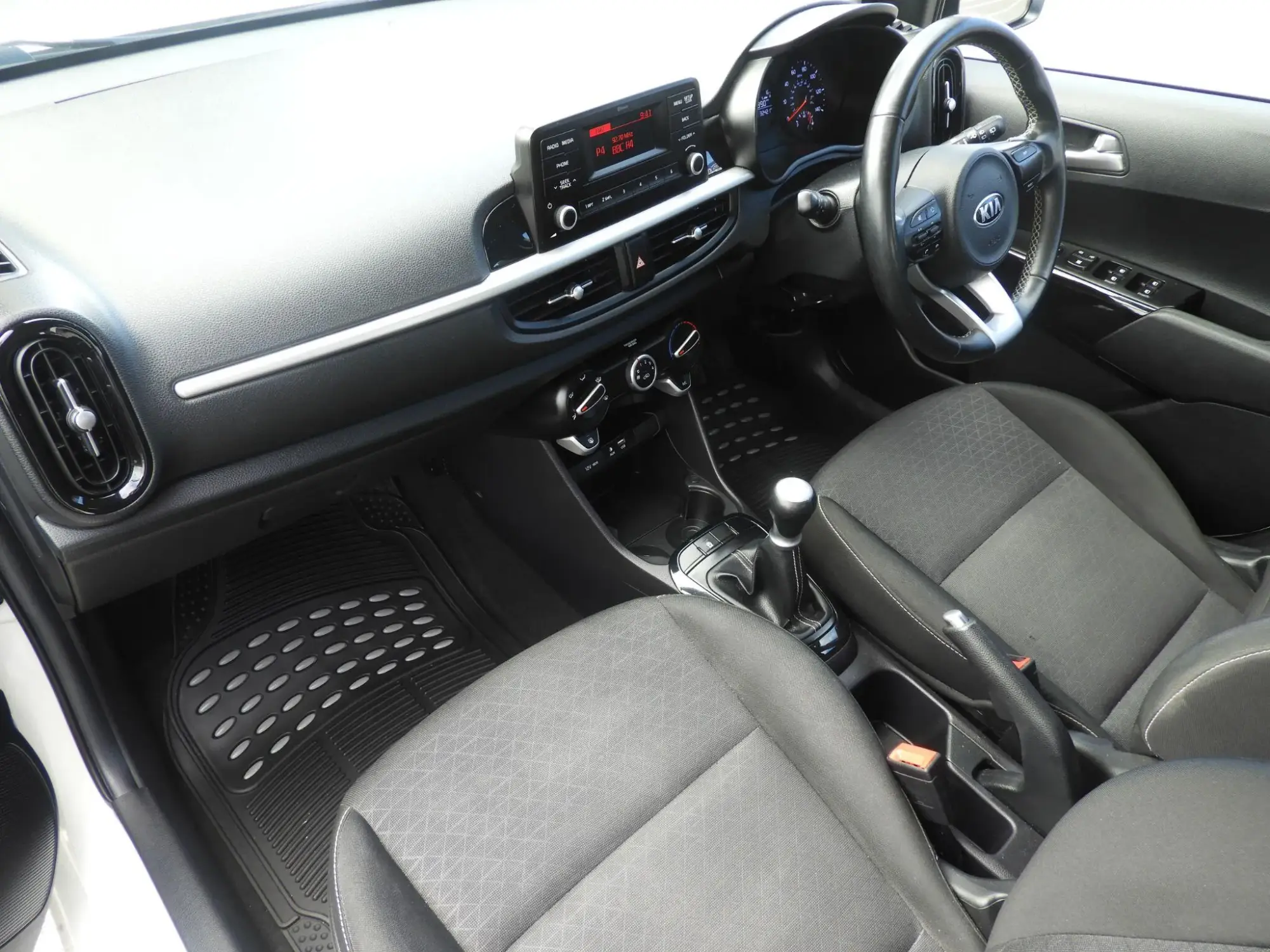 Kia Picanto Image 16 Kia Picanto Image 16