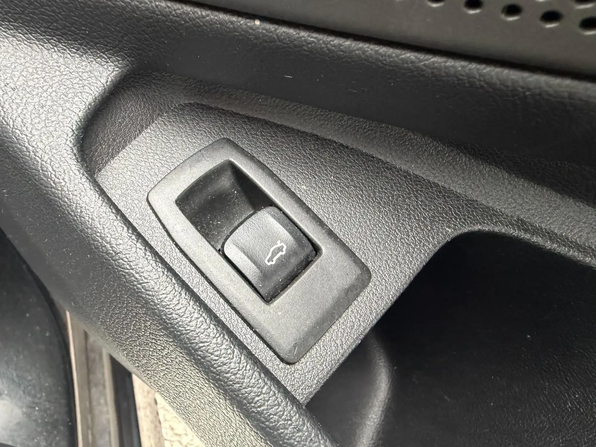 BMW 3 Series Image 18 BMW 3 Series Image 18