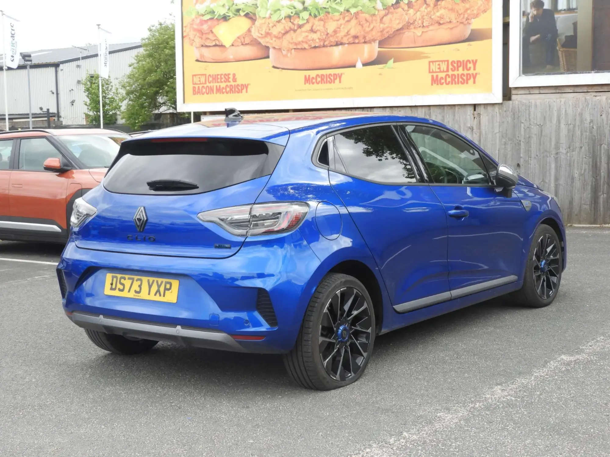 Renault Clio E-Tech 1.6 E-TECH esprit Alpine Auto Euro 6 (s/s) 5dr DS73YXP Image 3