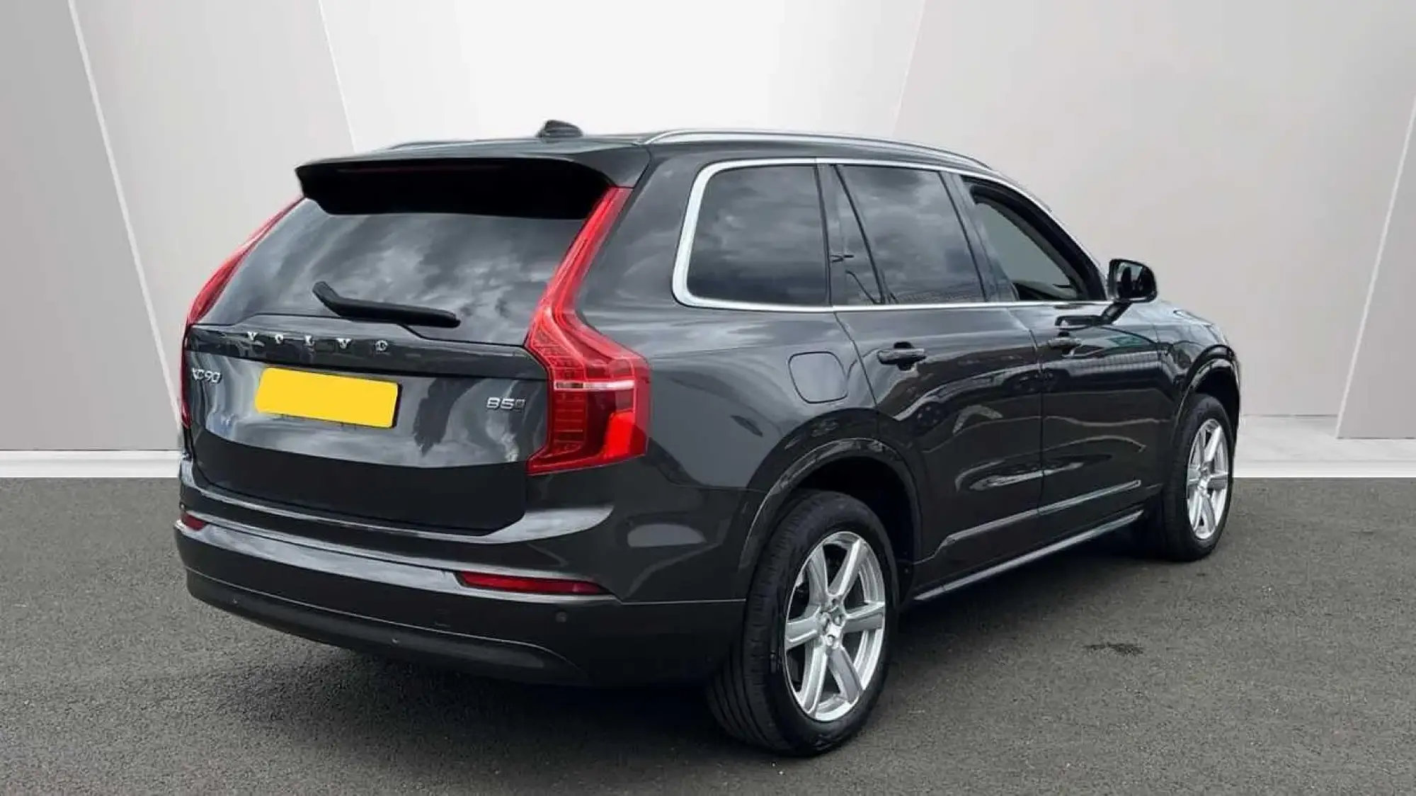 Volvo XC90 Core, B5 AWD mild hybrid, Petrol, 7 Seats RF24ZFP Image 2