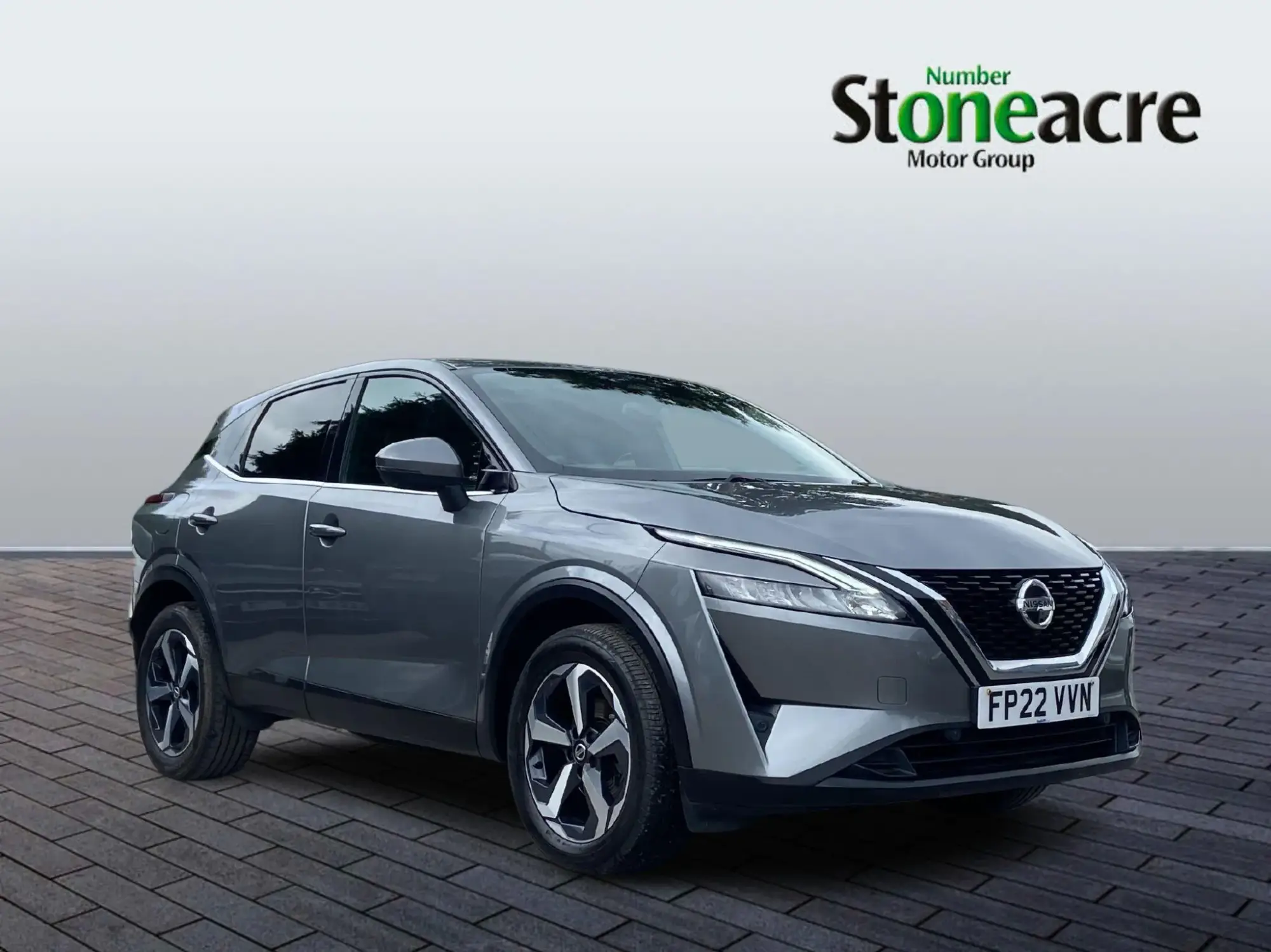 Nissan Qashqai 1.3 DiG-T MH N-Connecta 5dr FP22VVN Image 1