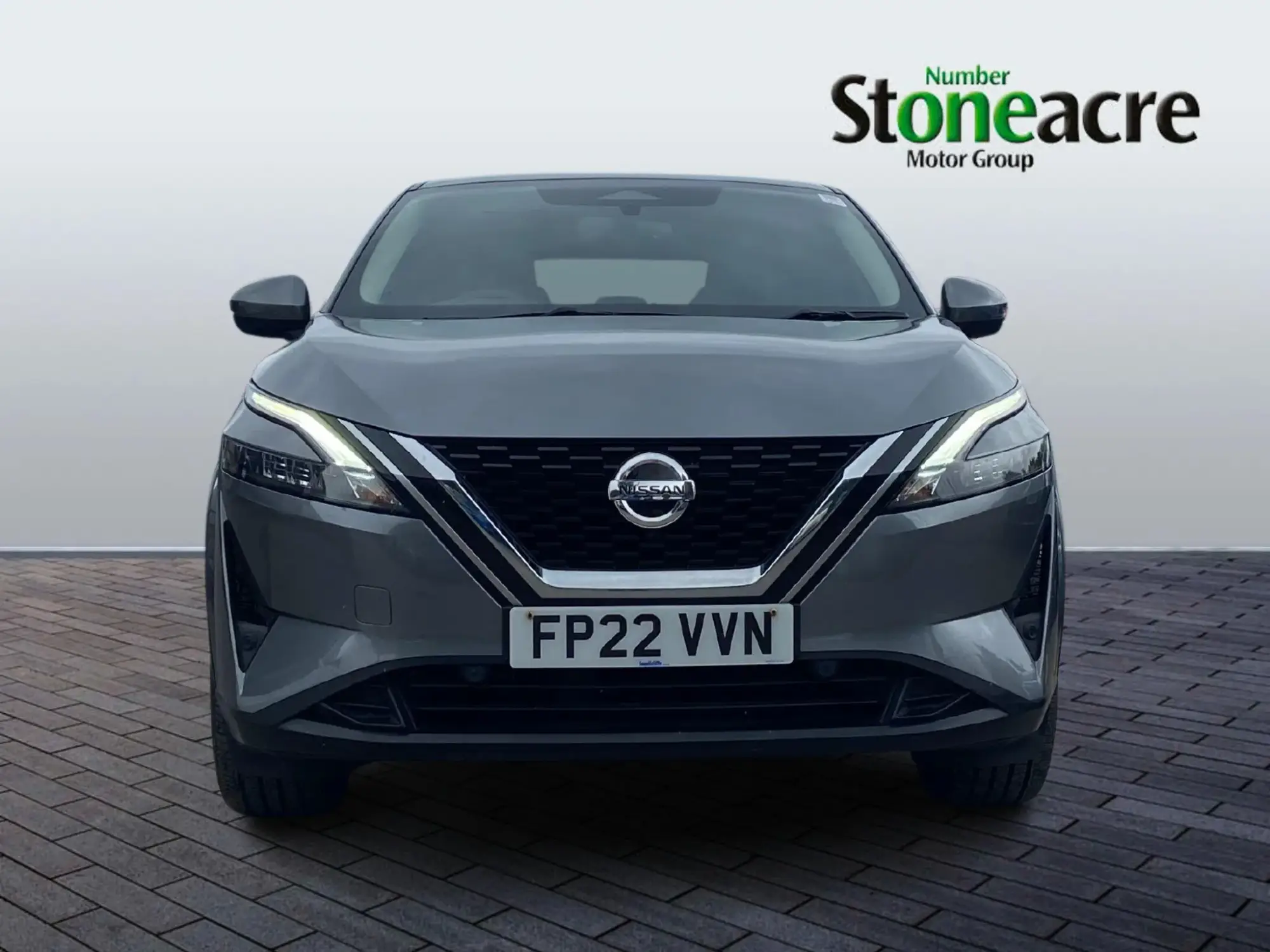 Nissan Qashqai 1.3 DiG-T MH N-Connecta 5dr FP22VVN Image 2