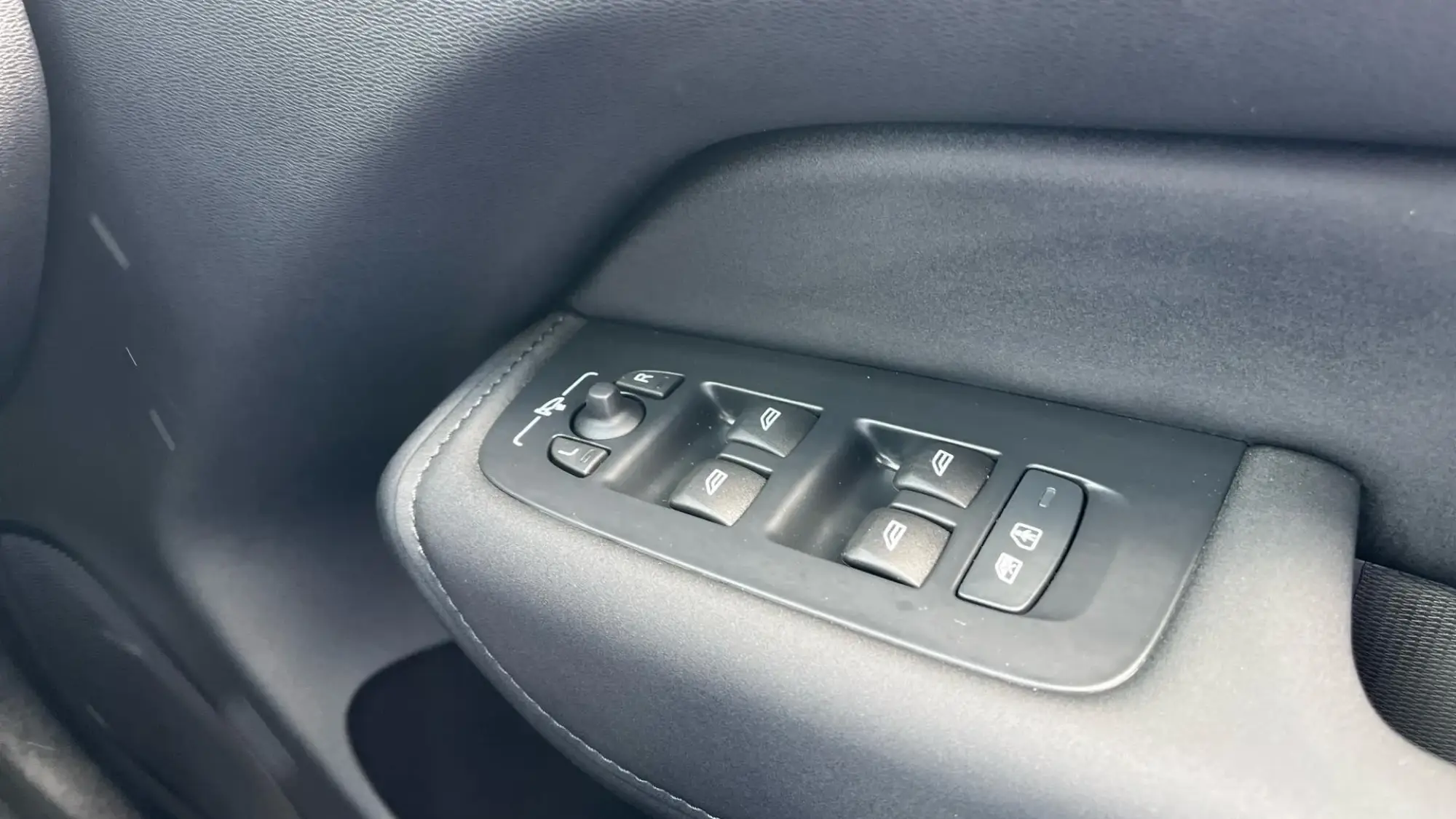 Volvo XC60 Image 24 Volvo XC60 Image 24