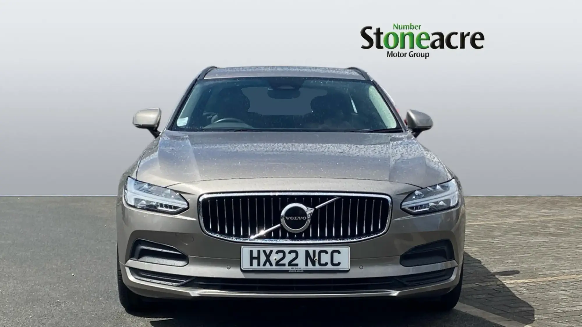 Volvo V90 Image 2