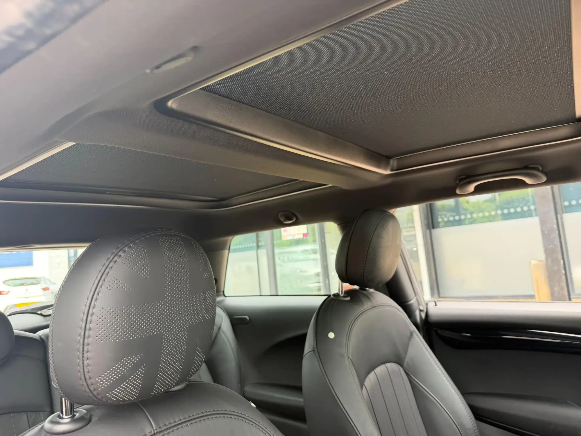 MINI Electric Hatch Image 24
