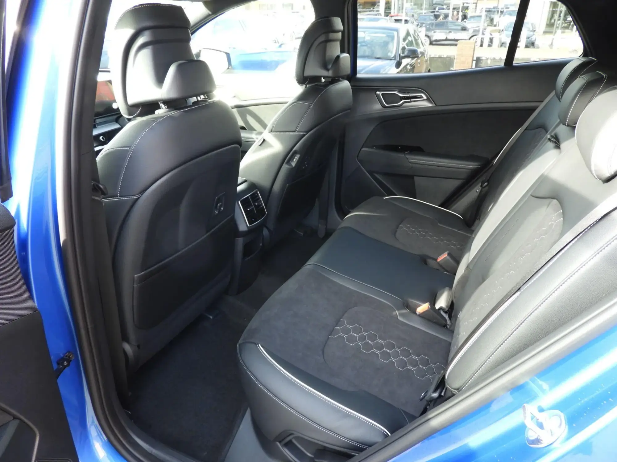 Kia Sportage Plug-In Hybrid Image 14