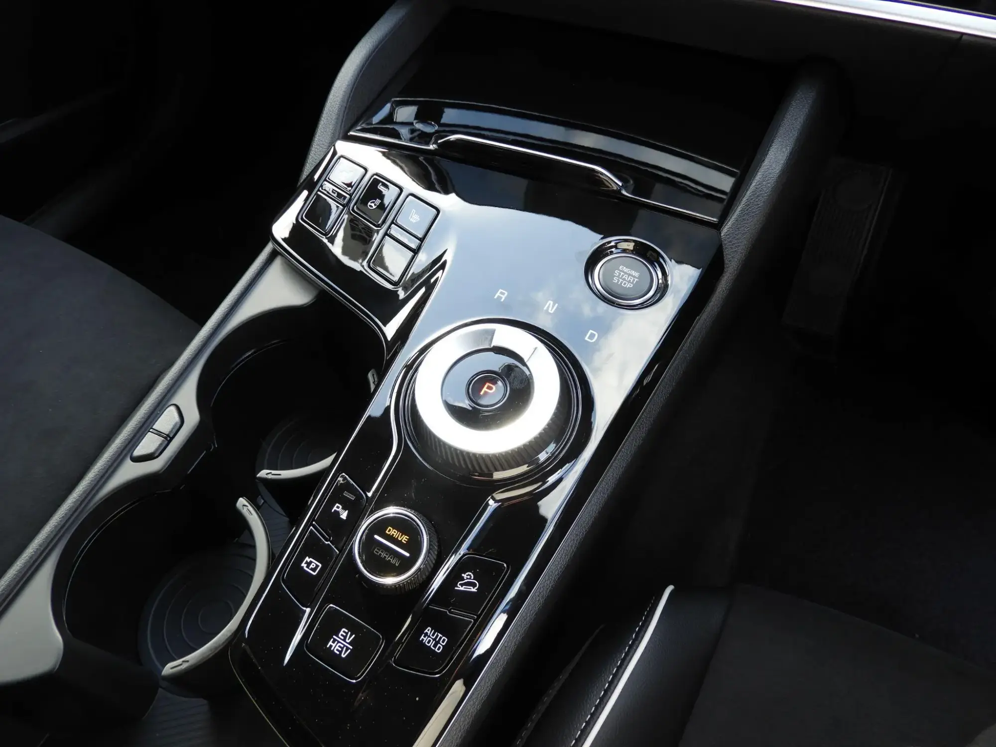 Kia Sportage Plug-In Hybrid Image 15