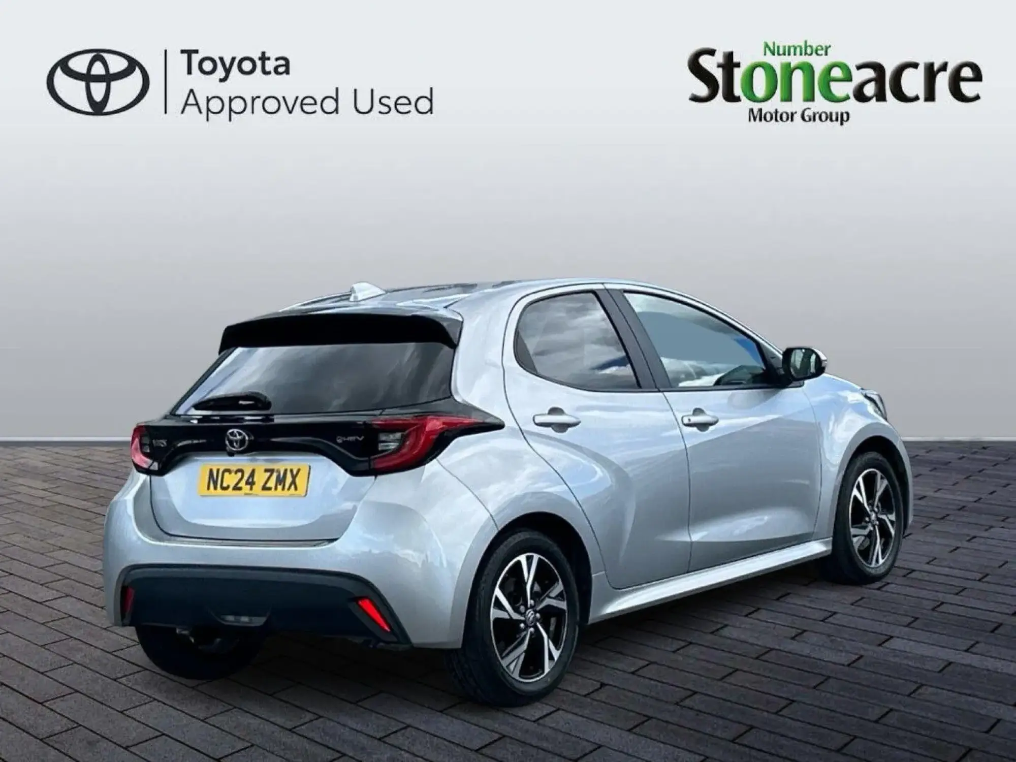 Toyota Yaris Image 3