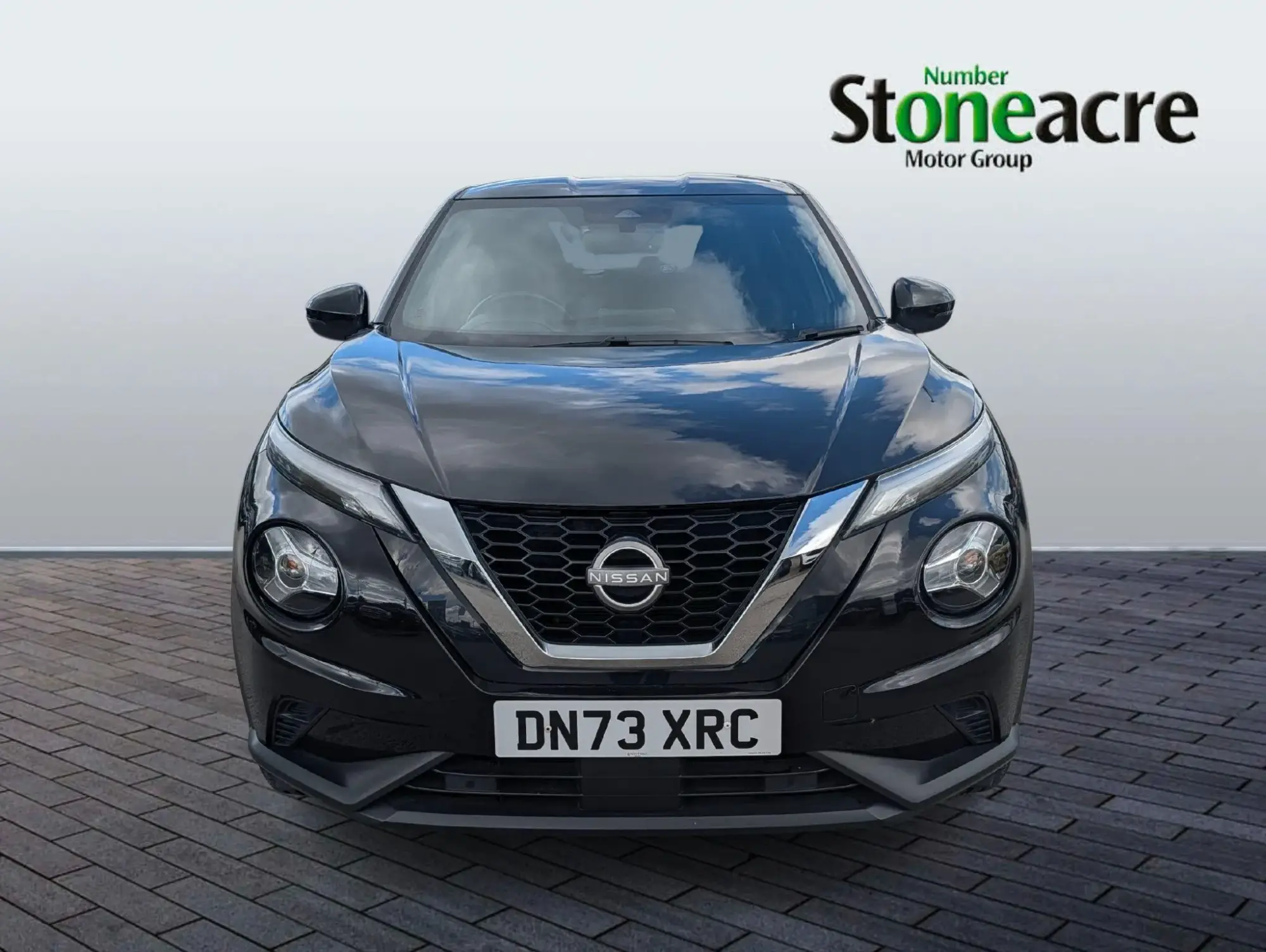 Nissan Juke 1.0 DiG-T N-Connecta 5dr DN73XRC Image 2