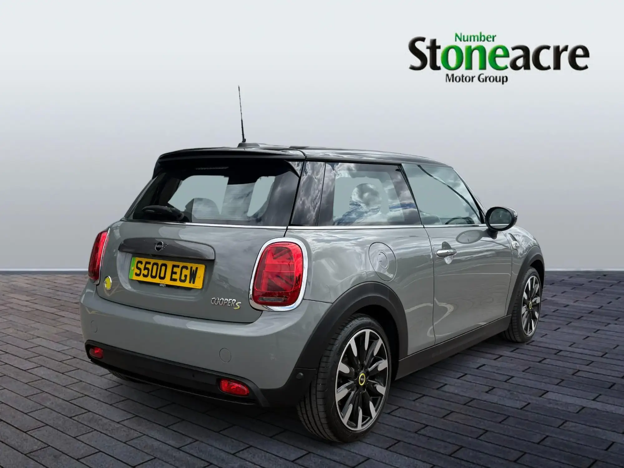 MINI Electric Hatch 32.6kWh Level 3 Auto 3dr S500EGW Image 3