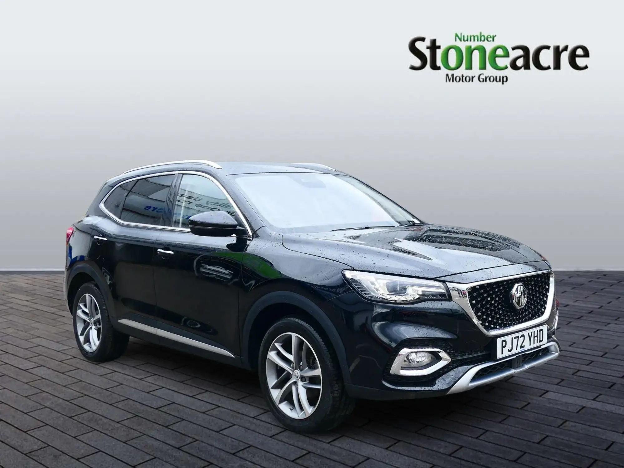MG HS 1.5 T-GDI Exclusive 5dr PJ72YHD Image 1