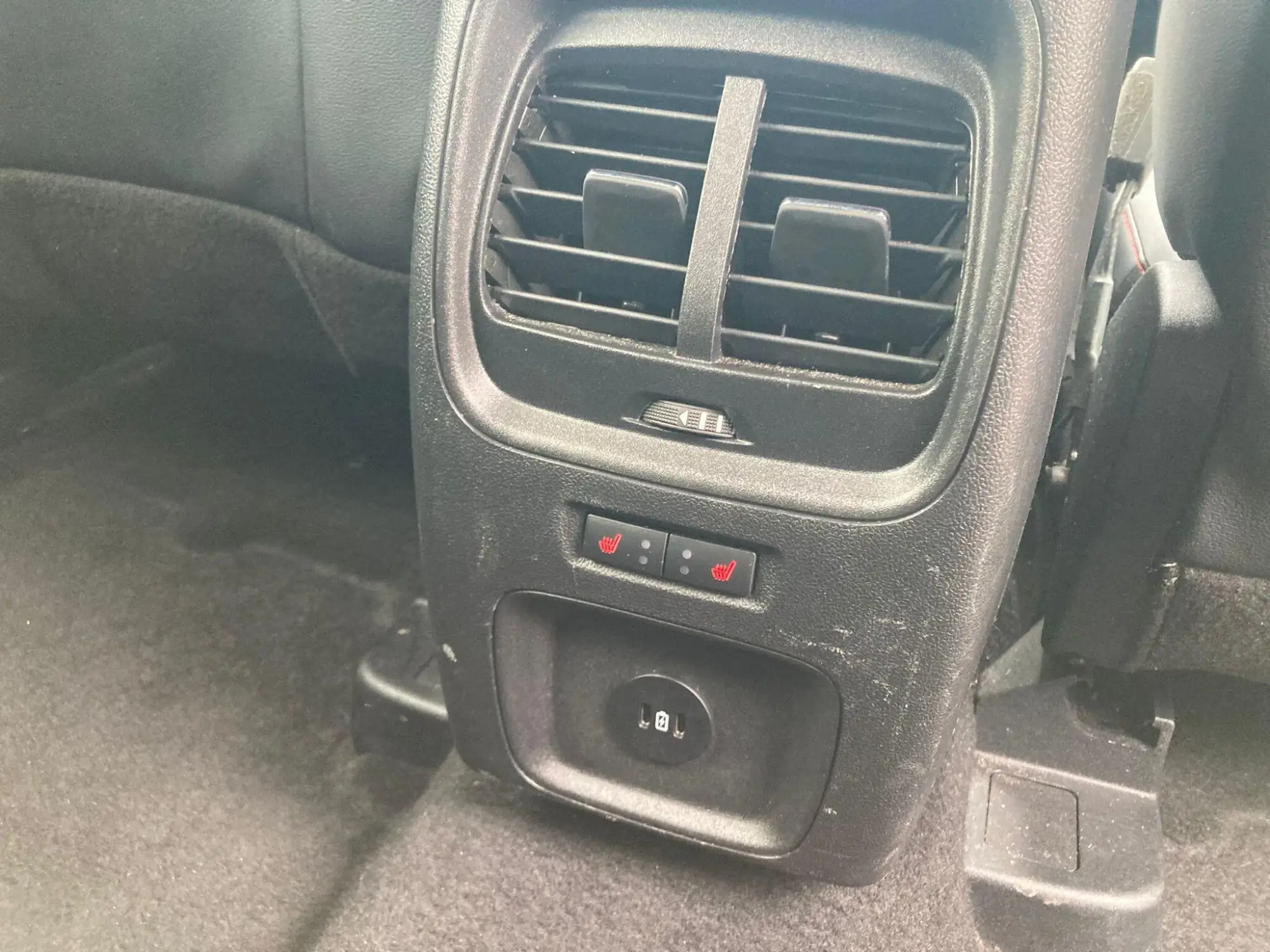 Ford Kuga Hybrid Image 26