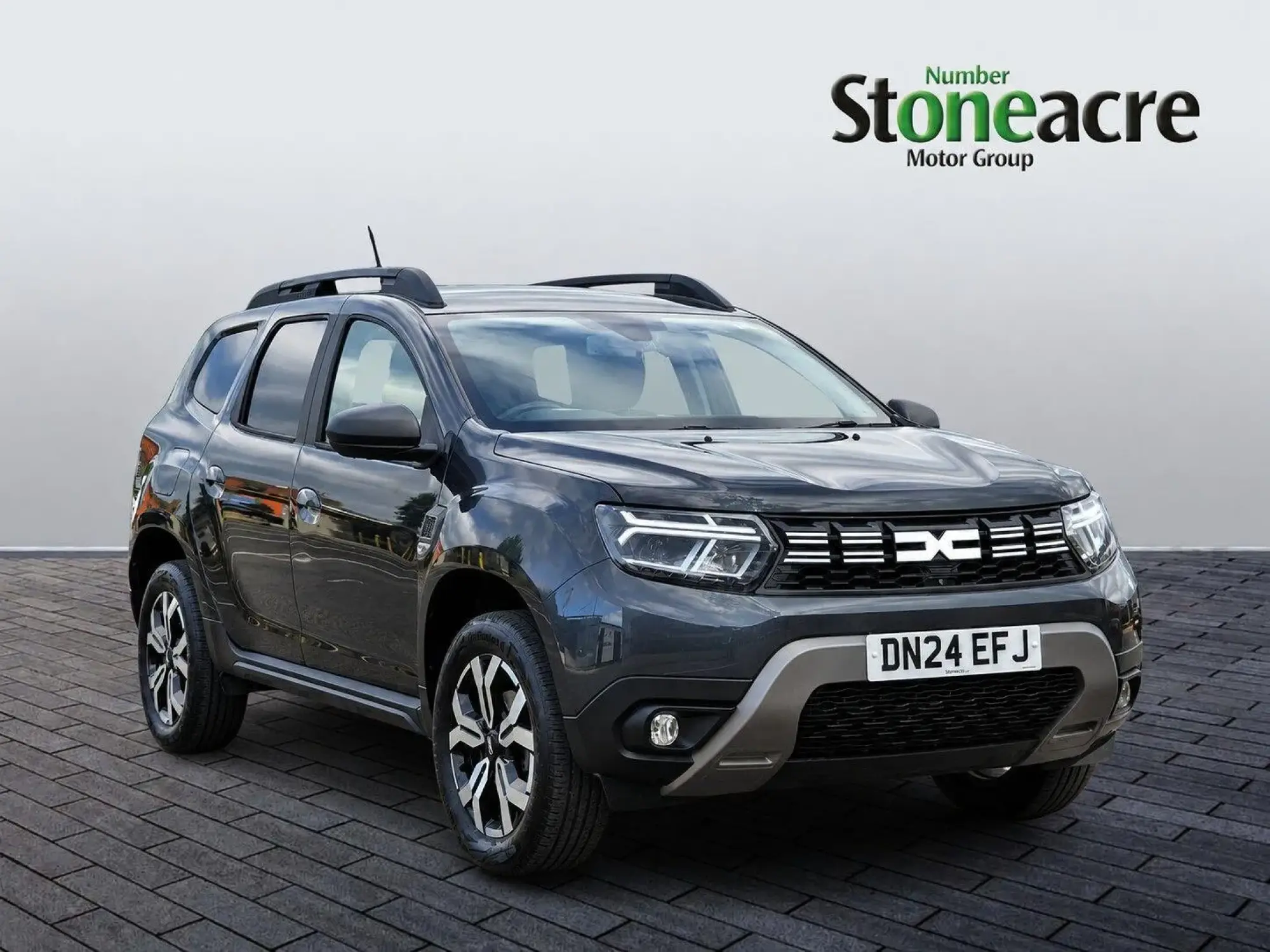 Dacia Duster Image 1
