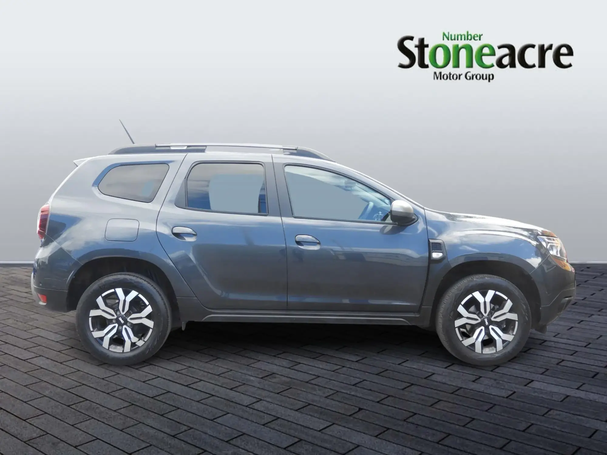 Dacia Duster Image 2