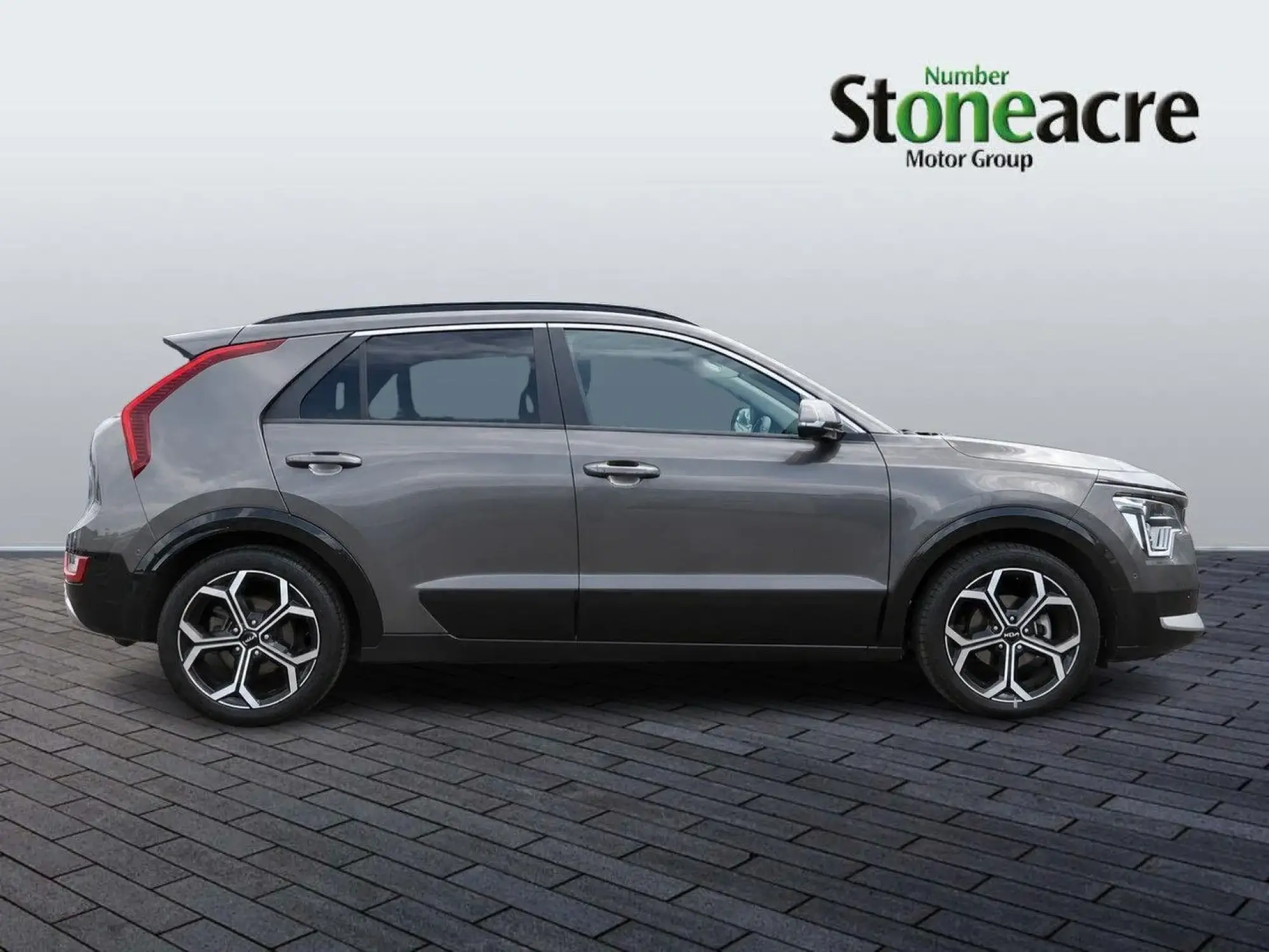 Kia Niro Hybrid Image 2