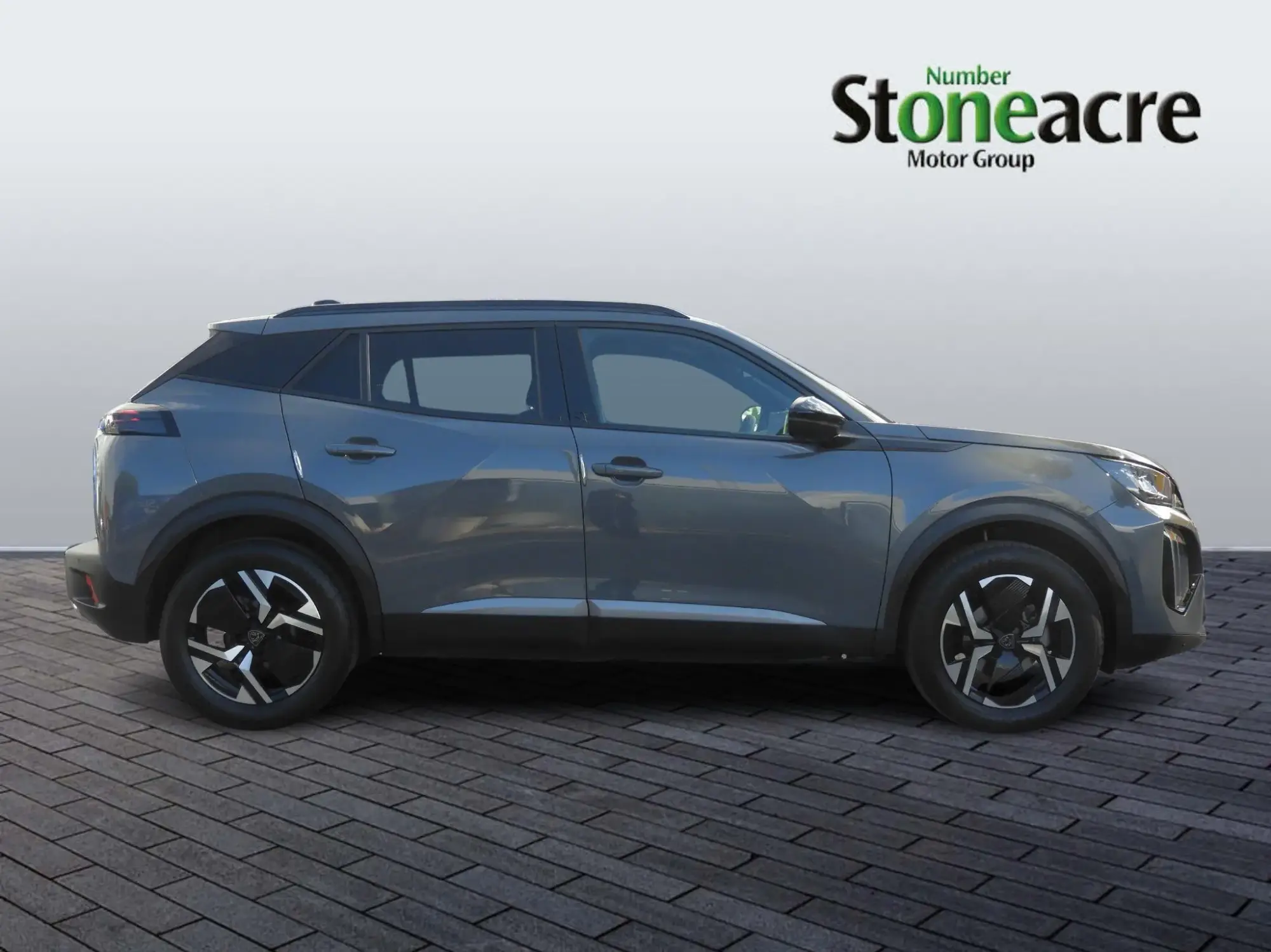 Peugeot 2008 Image 2