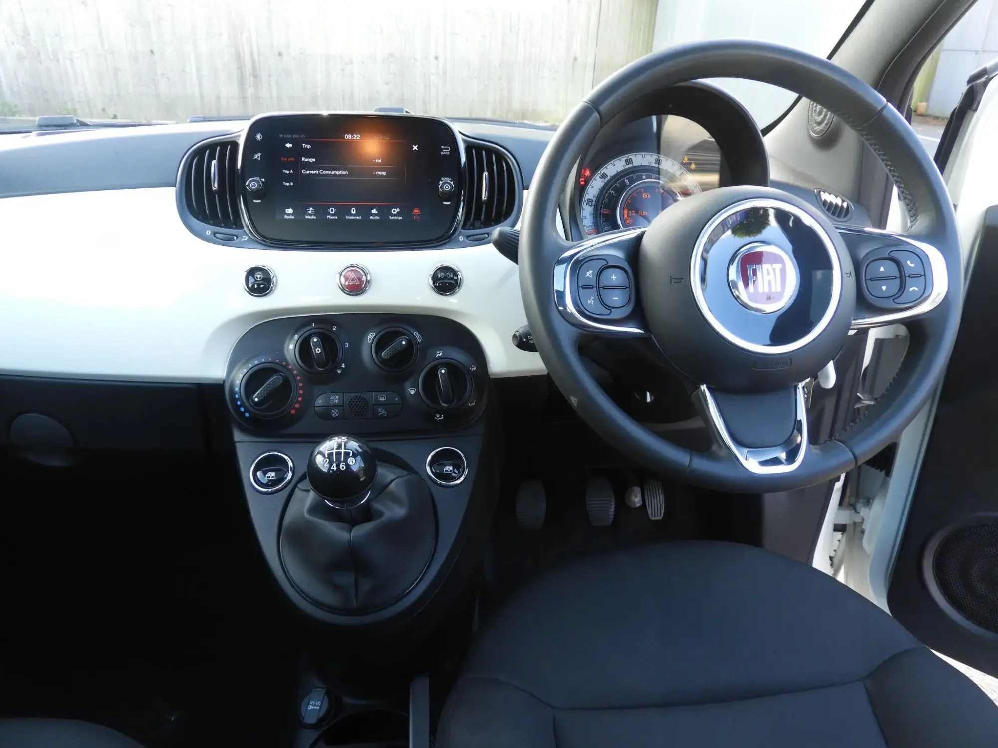 Fiat 500 Hybrid Image 16