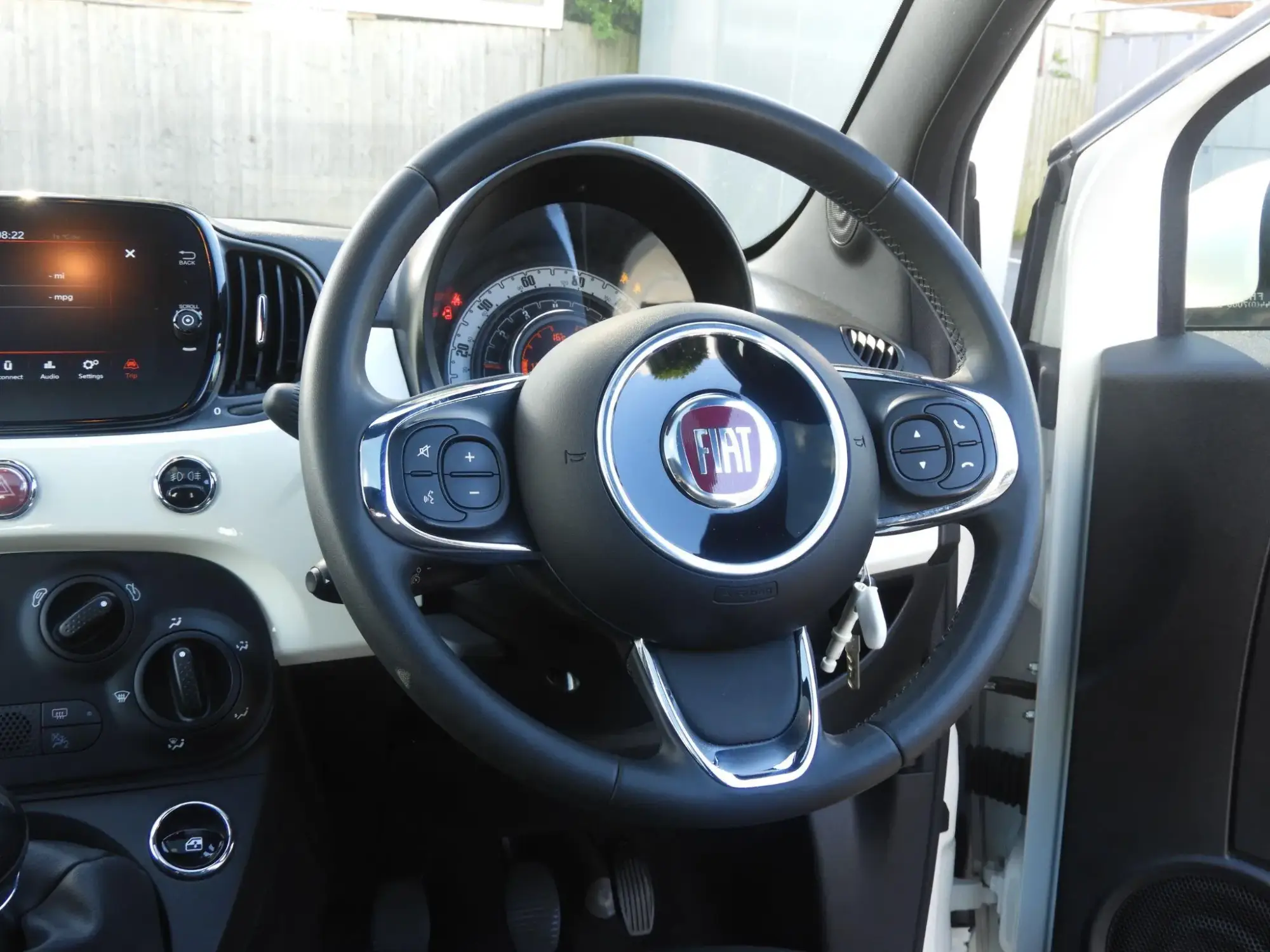 Fiat 500 Hybrid Image 27