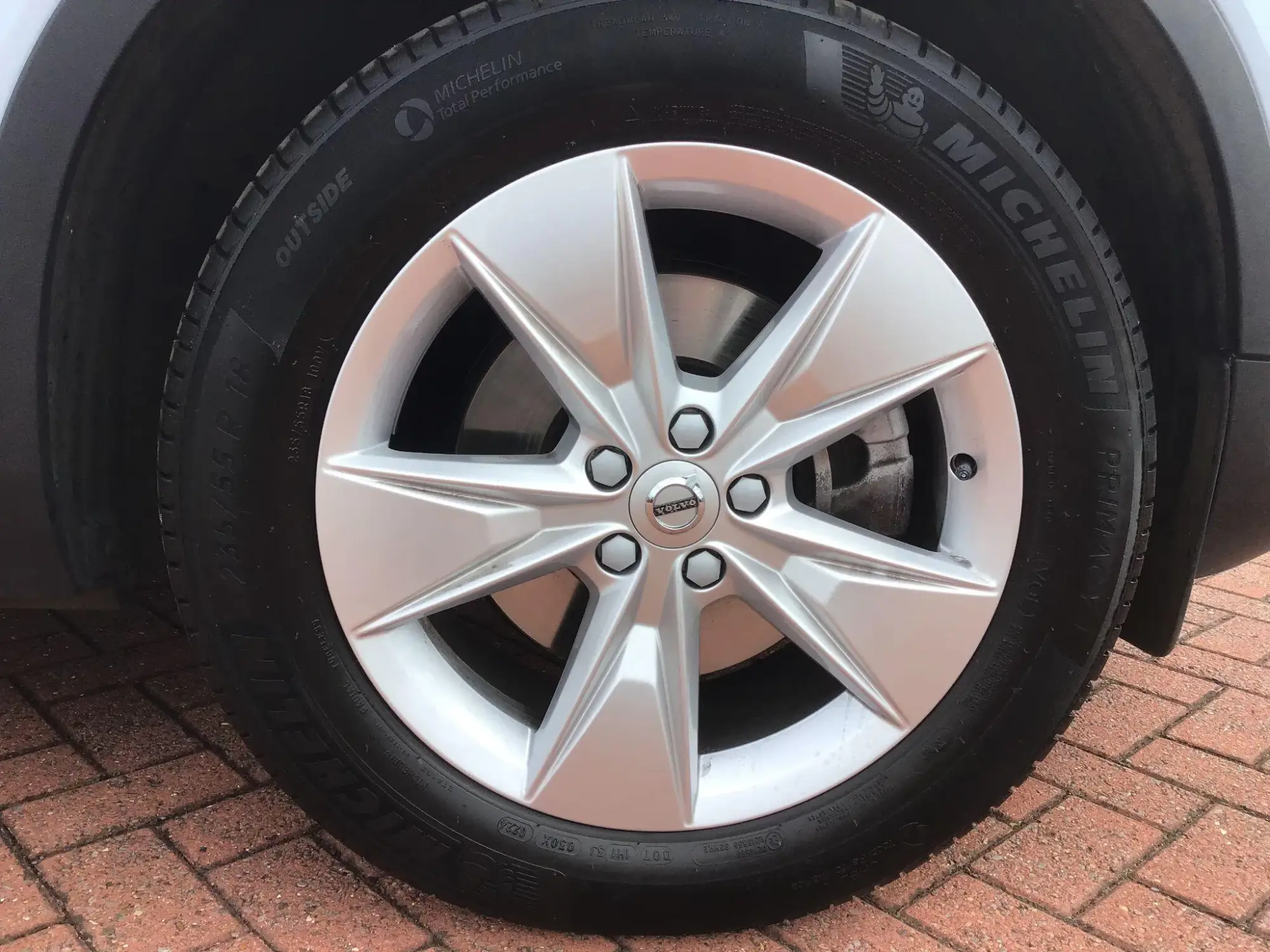 Volvo XC40 Image 9