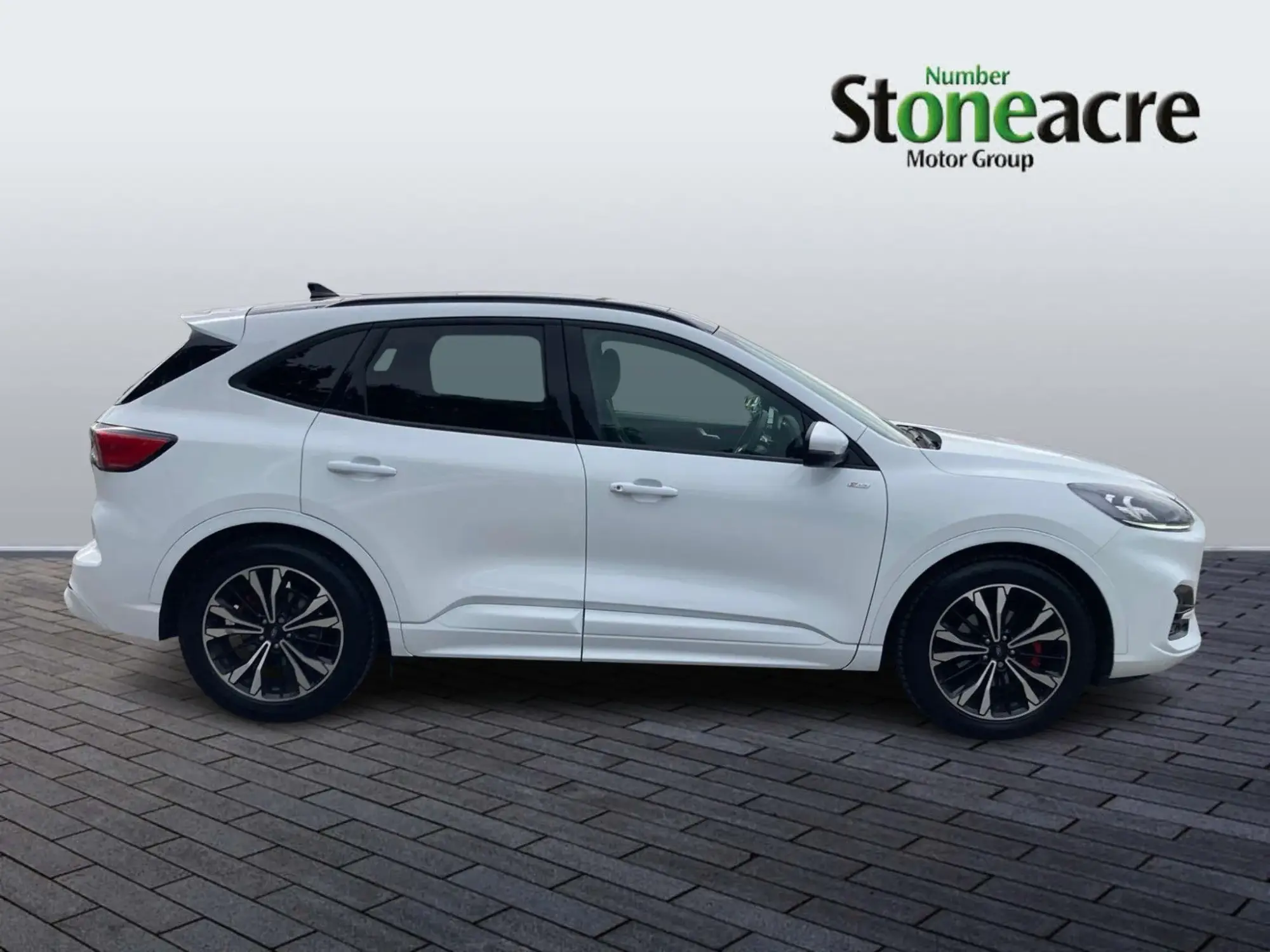 Ford Kuga Hybrid 2.5h Duratec ST-Line X Edition CVT Euro 6 (s/s) 5dr WR24BFO Image 2
