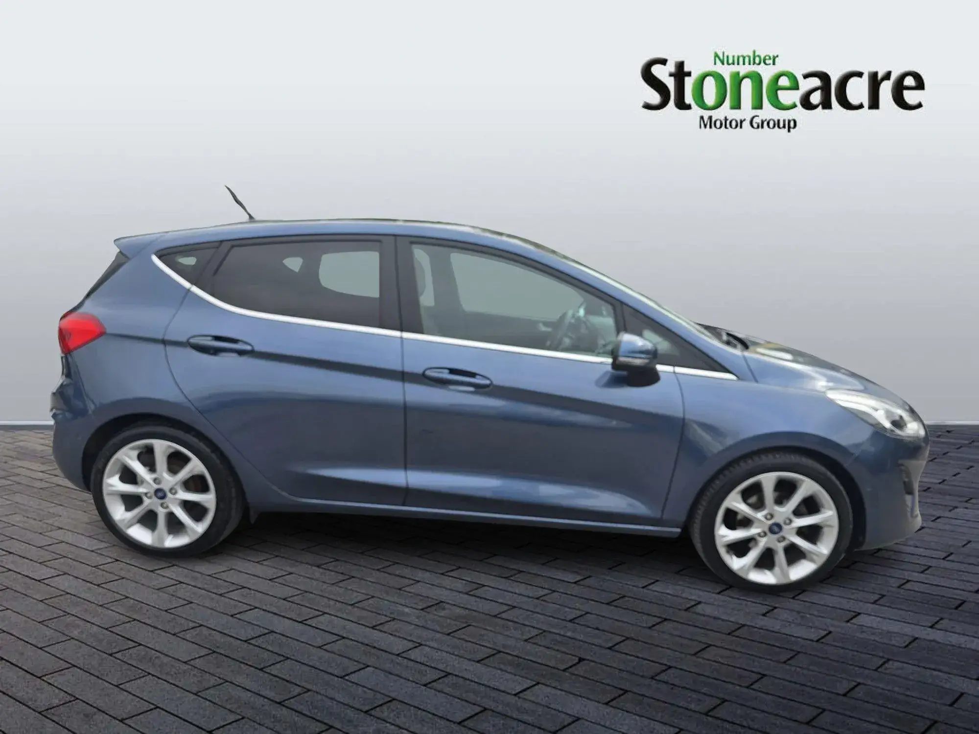 Ford Fiesta Image 2