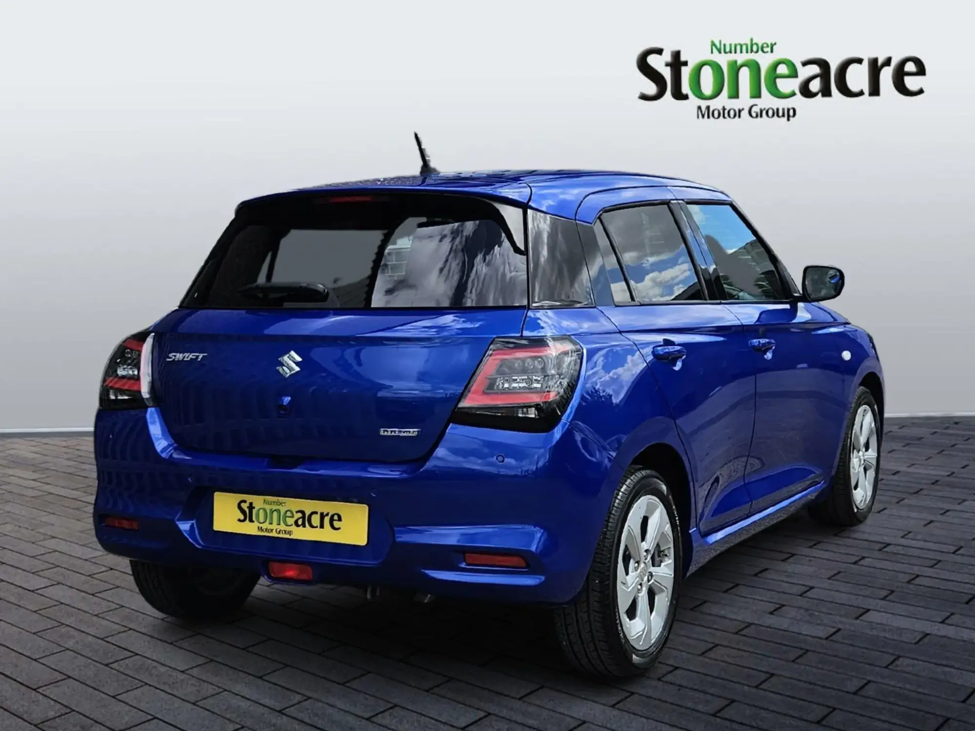 Suzuki Swift Image 3