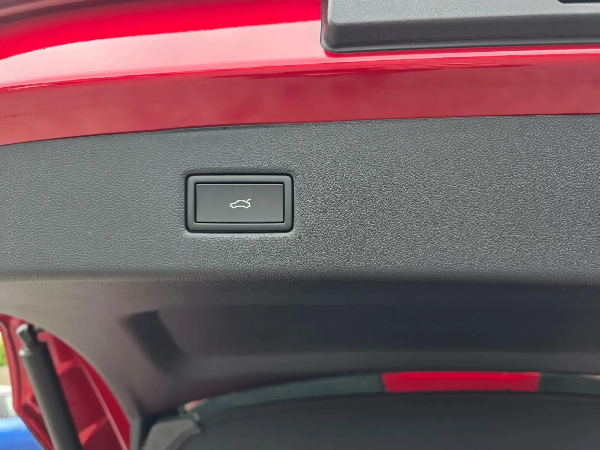 Ford Explorer Image 11