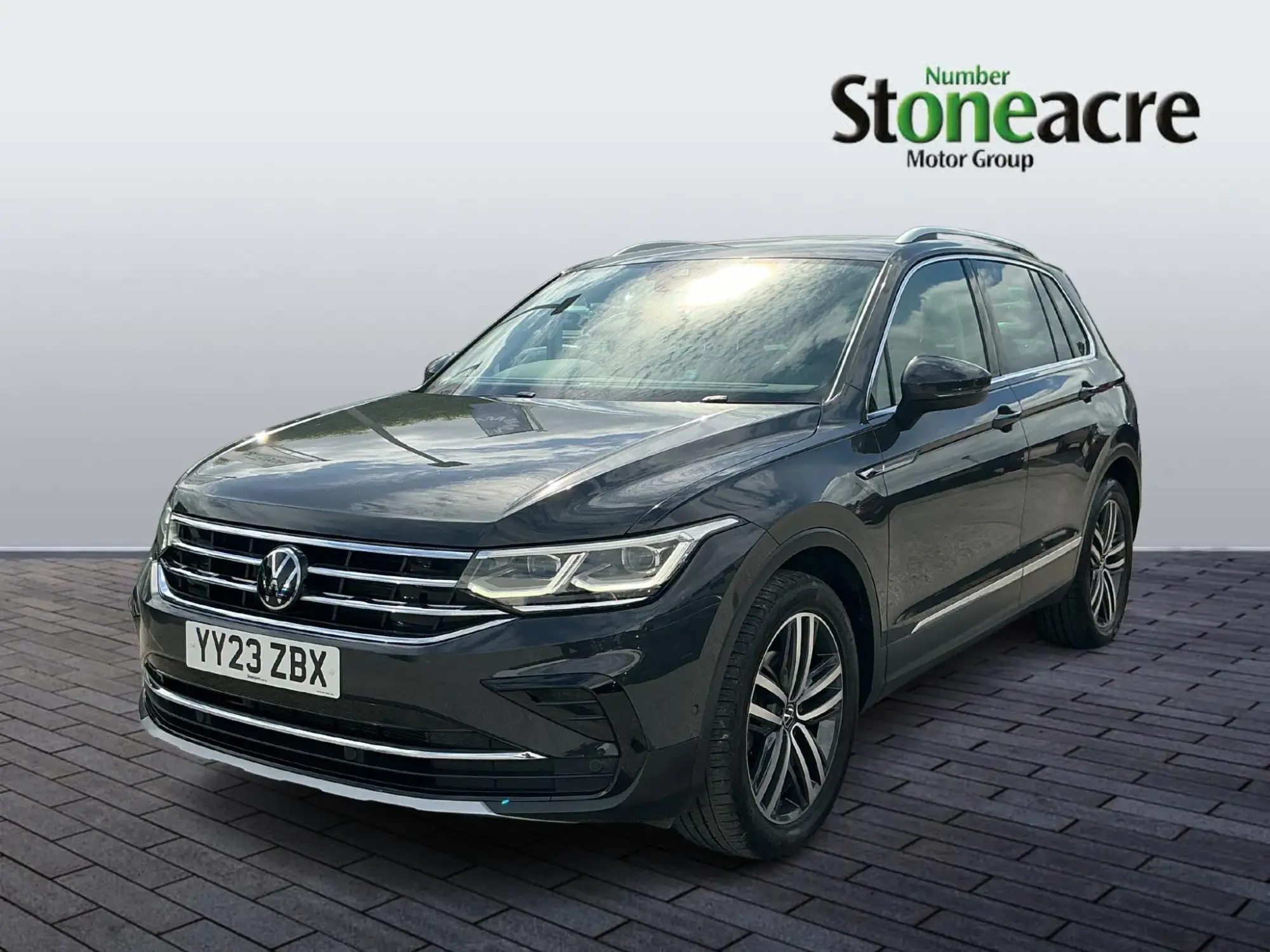 Volkswagen Tiguan 1.5 TSI Elegance DSG Euro 6 (s/s) 5dr YY23ZBX Image 3
