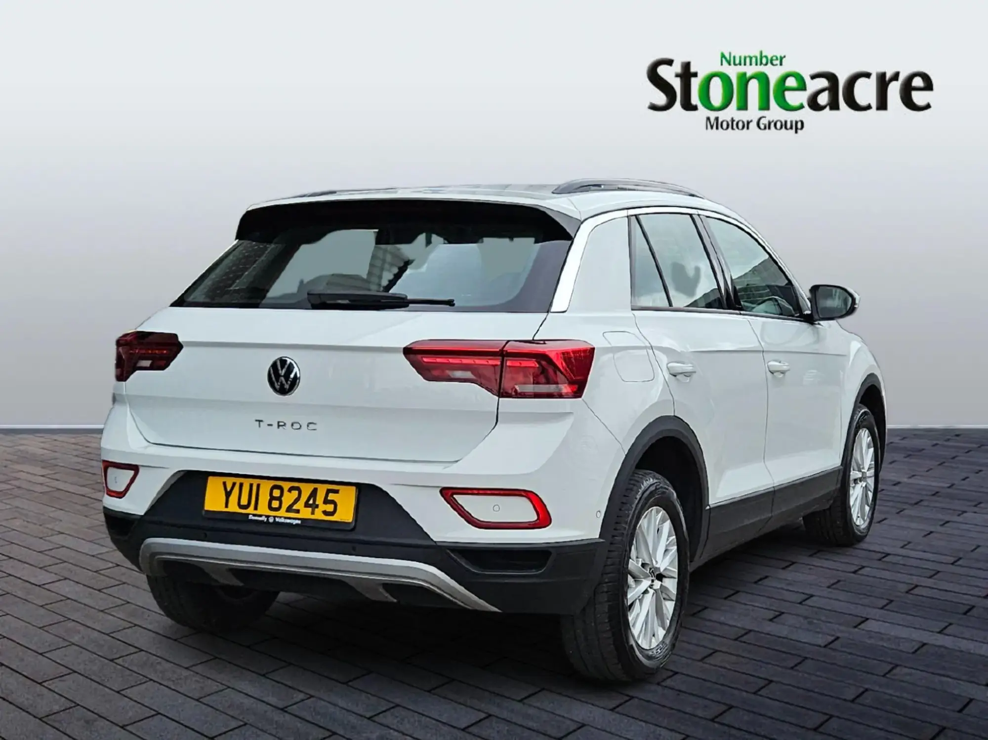 Volkswagen T-Roc 1.0 TSI Life 2WD Euro 6 (s/s) 5dr YUI8245 Image 3