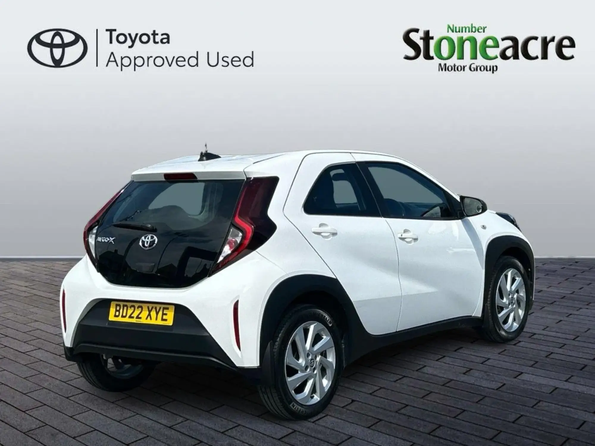 Toyota Aygo X 1.0 VVT-i Pure 5dr Auto BD22XYE Image 3