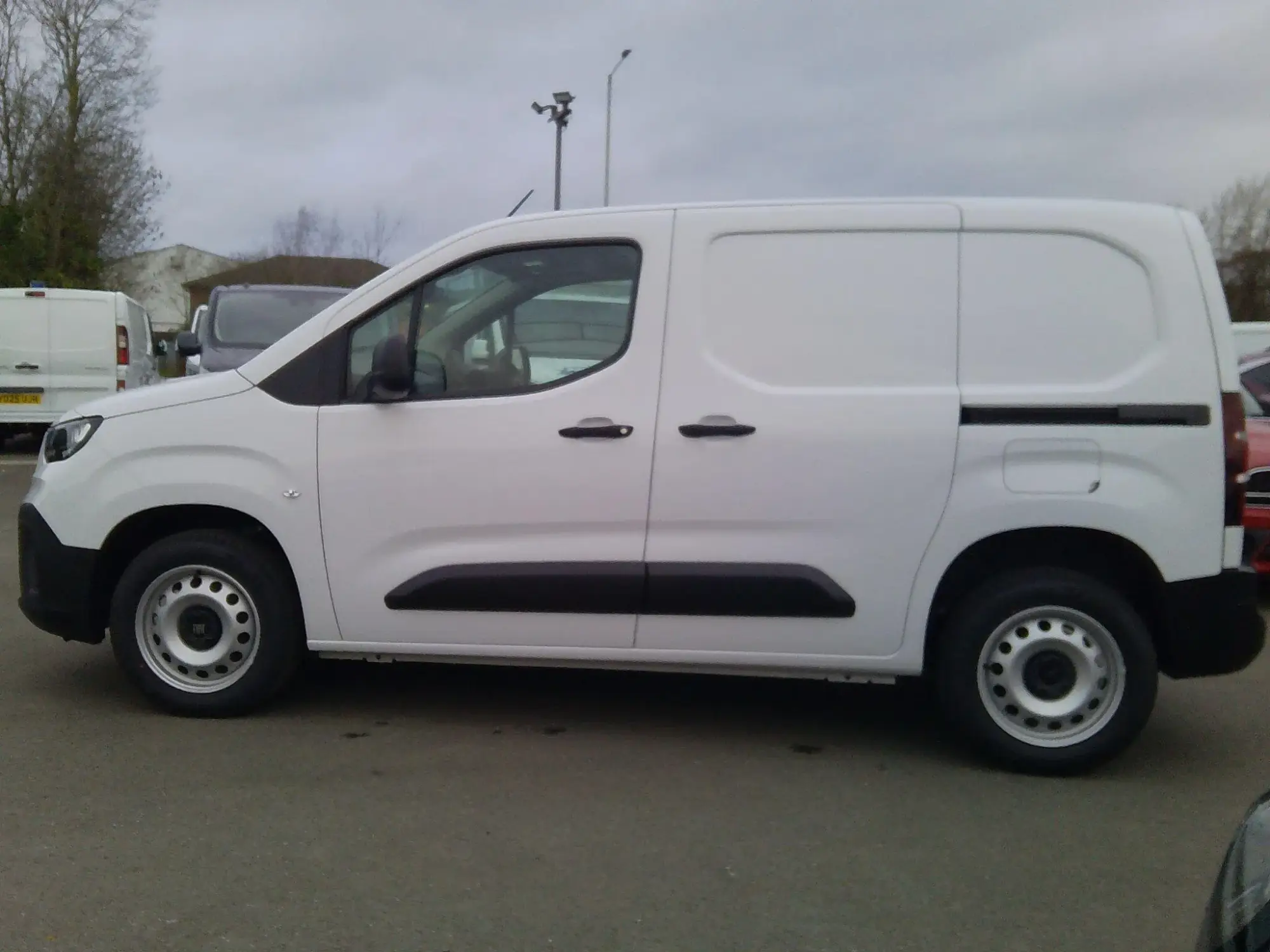 Fiat Doblo Panel Van Image 4