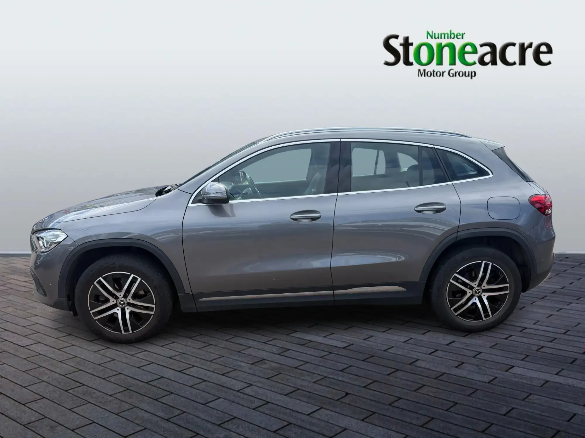Mercedes-Benz GLA Image 6 Mercedes-Benz GLA Image 6