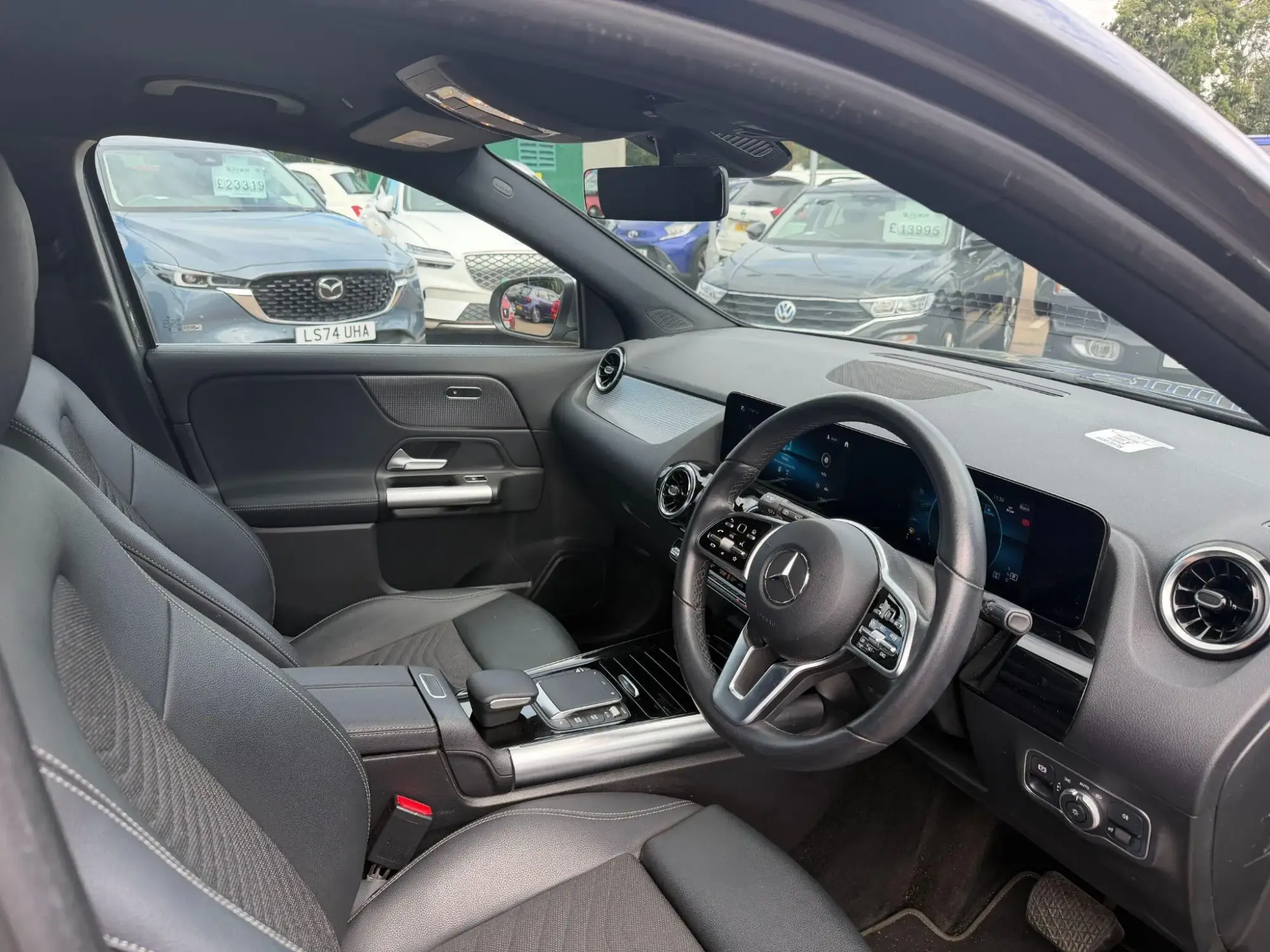 Mercedes-Benz GLA Image 16 Mercedes-Benz GLA Image 16
