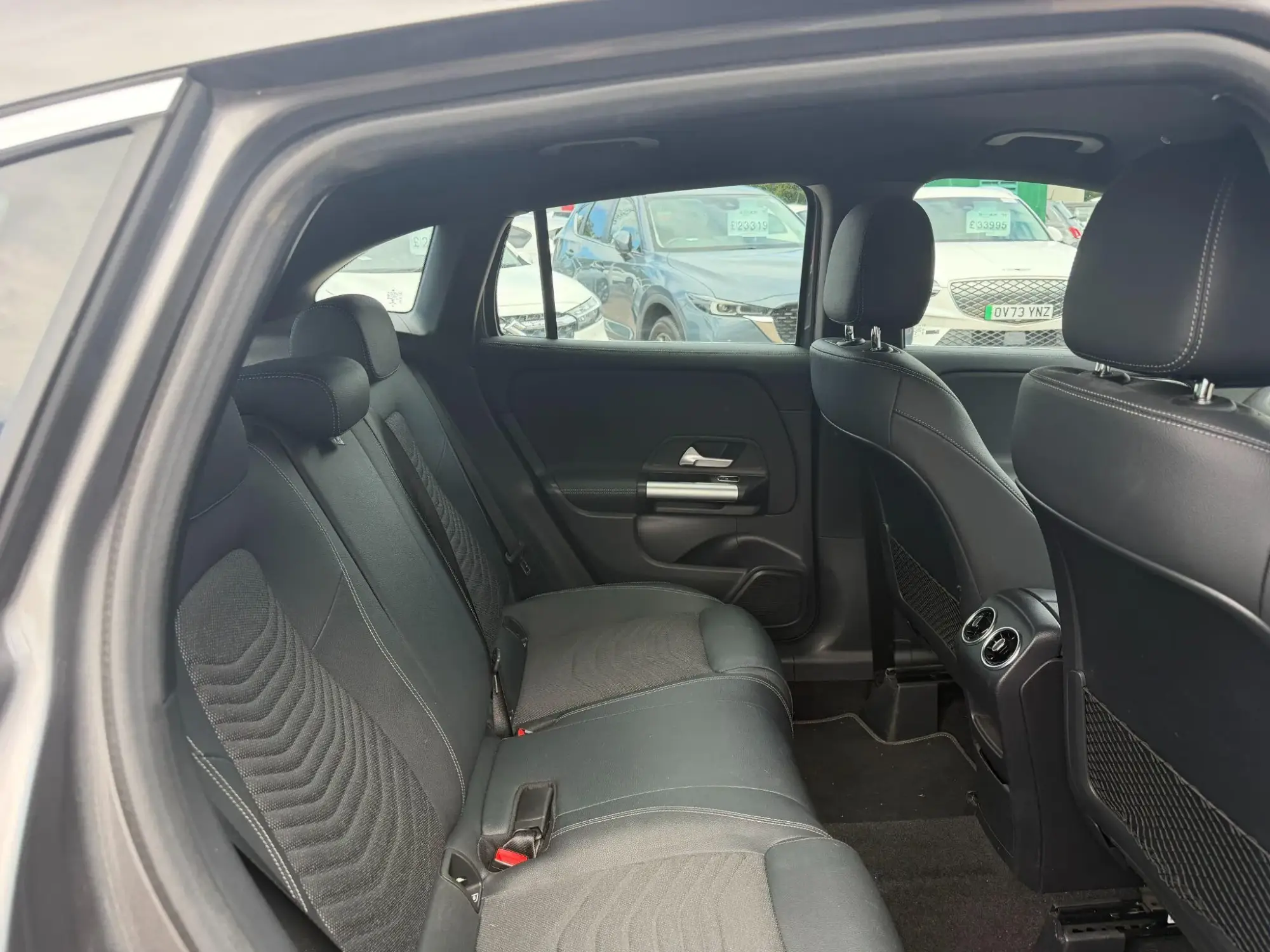 Mercedes-Benz GLA Image 20 Mercedes-Benz GLA Image 20