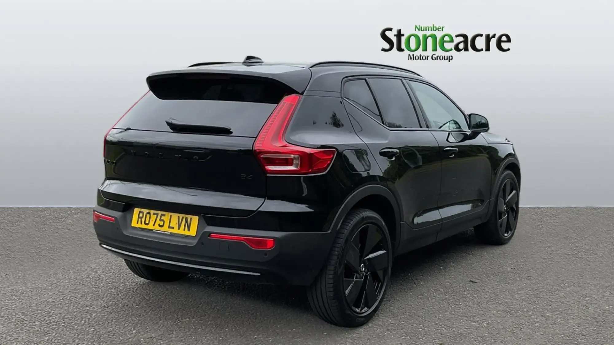 Volvo XC40 Image 2