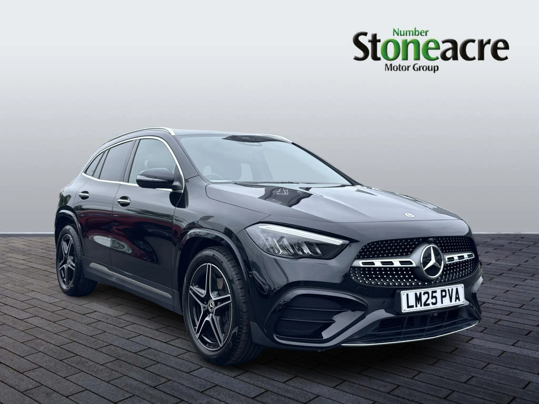 Mercedes-Benz GLA listing photo