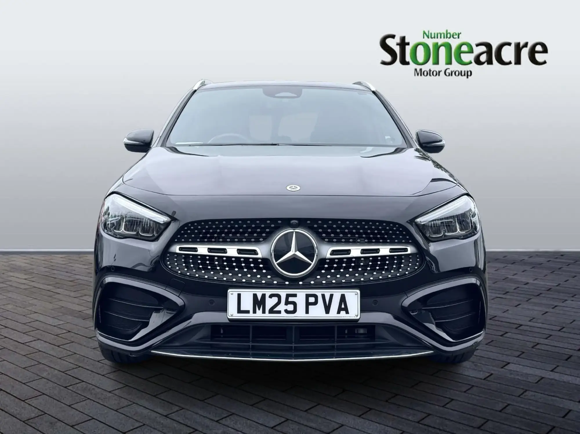 Mercedes-Benz GLA Image 8 Mercedes-Benz GLA Image 8