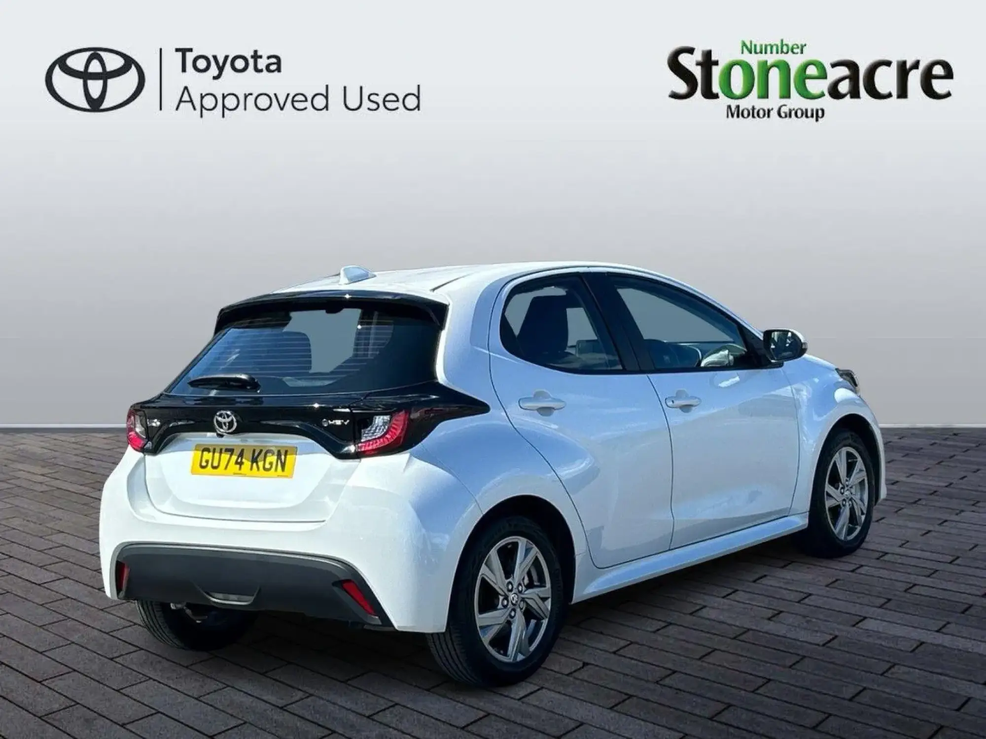 Toyota Yaris Image 3
