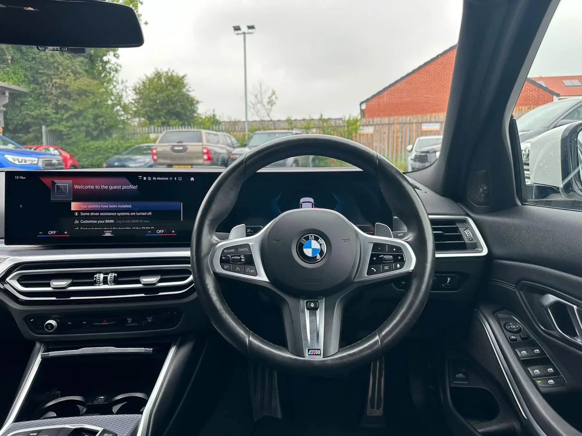 BMW 3 Series Image 6