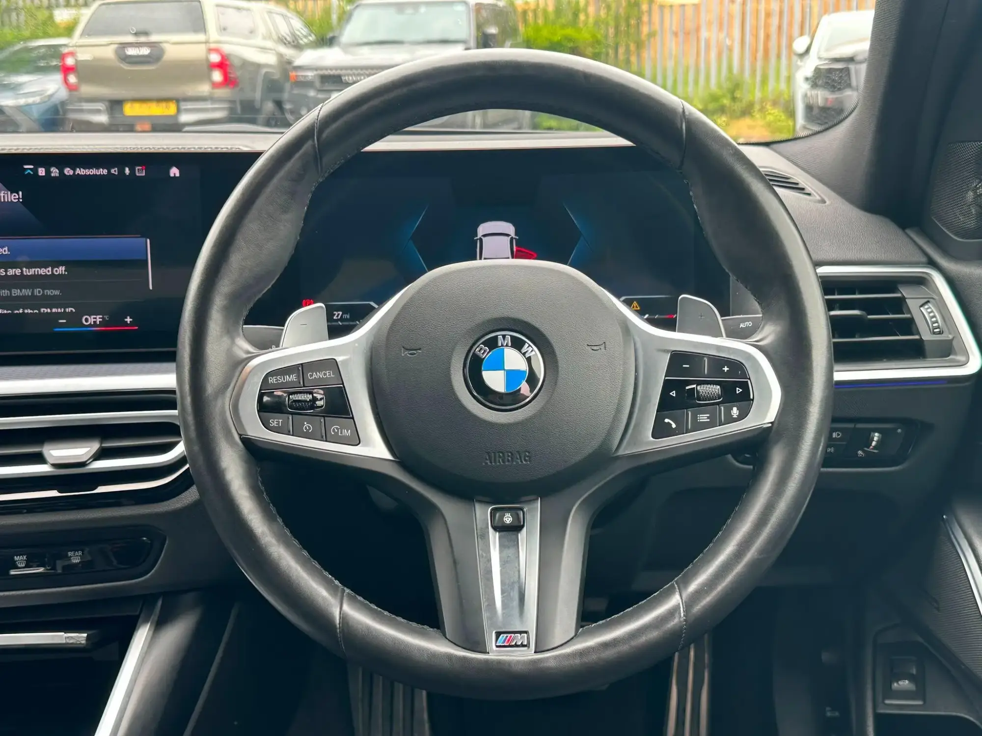 BMW 3 Series Image 11