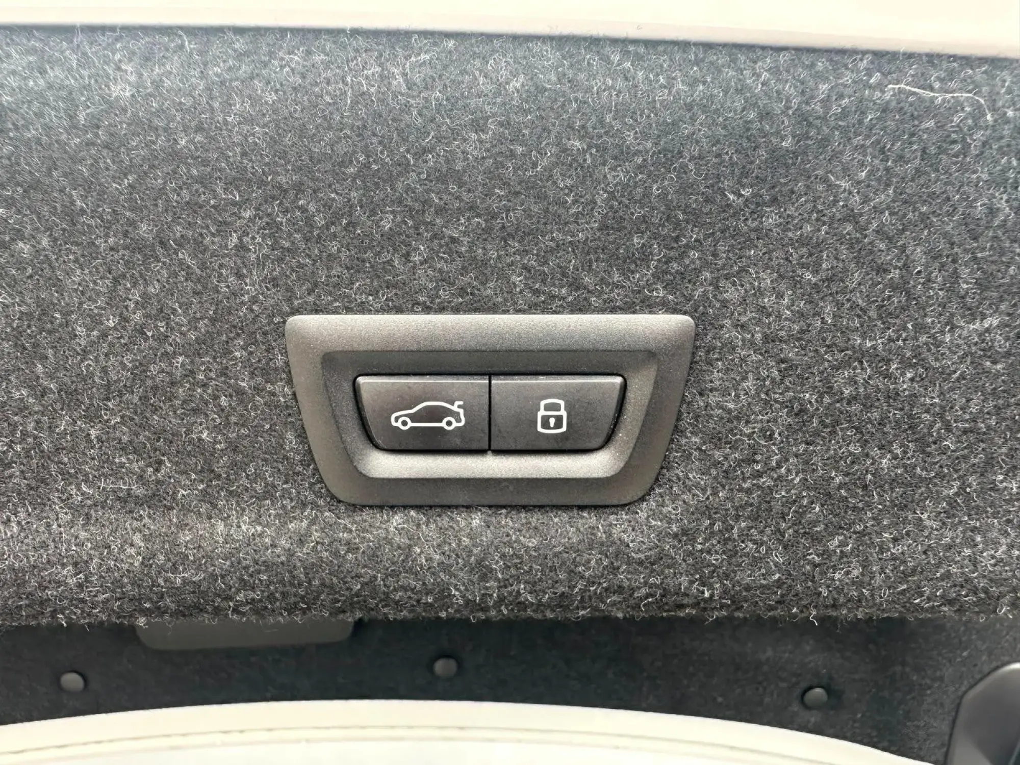 BMW 3 Series Image 22