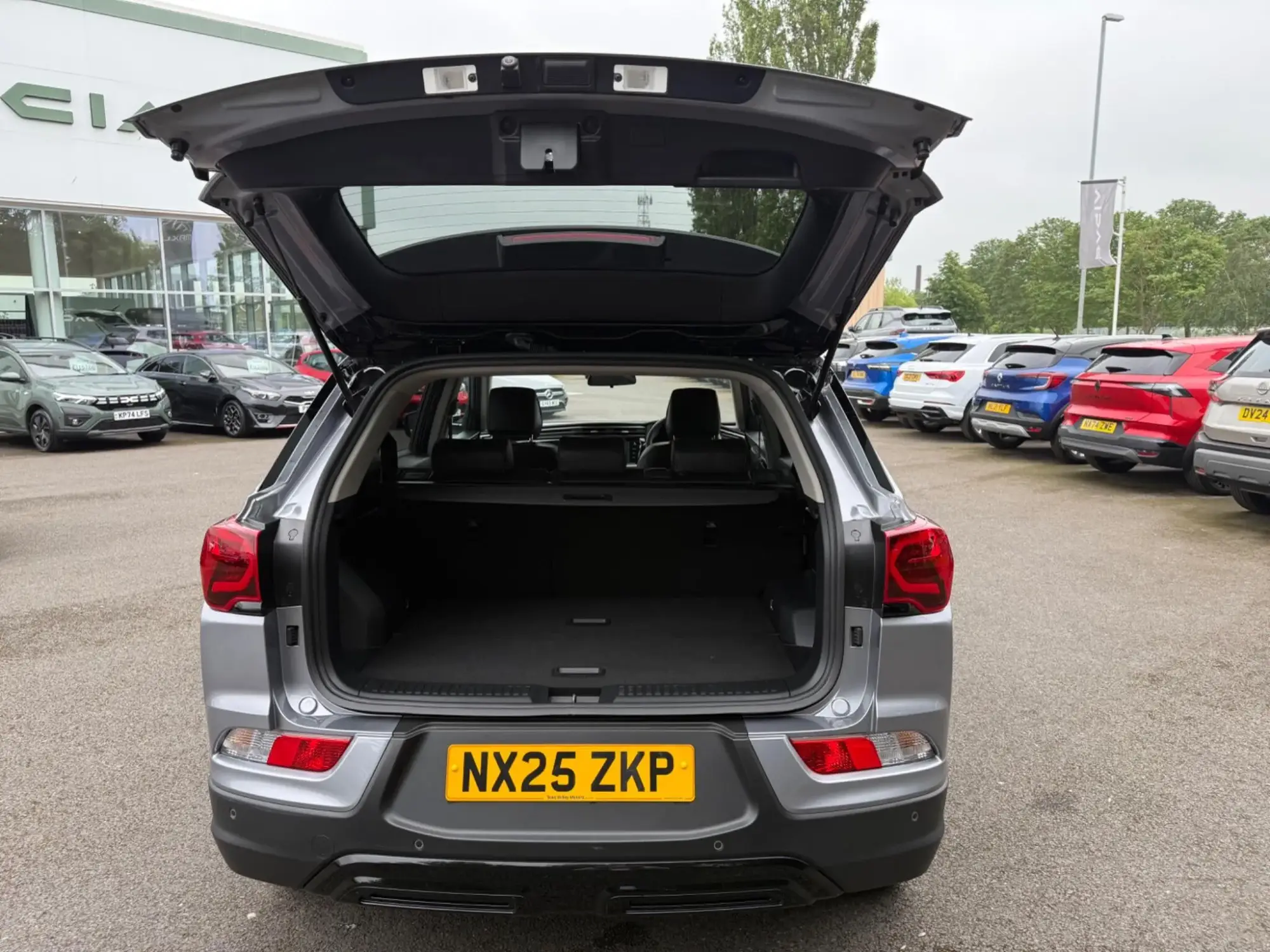 KGM Korando Image 17