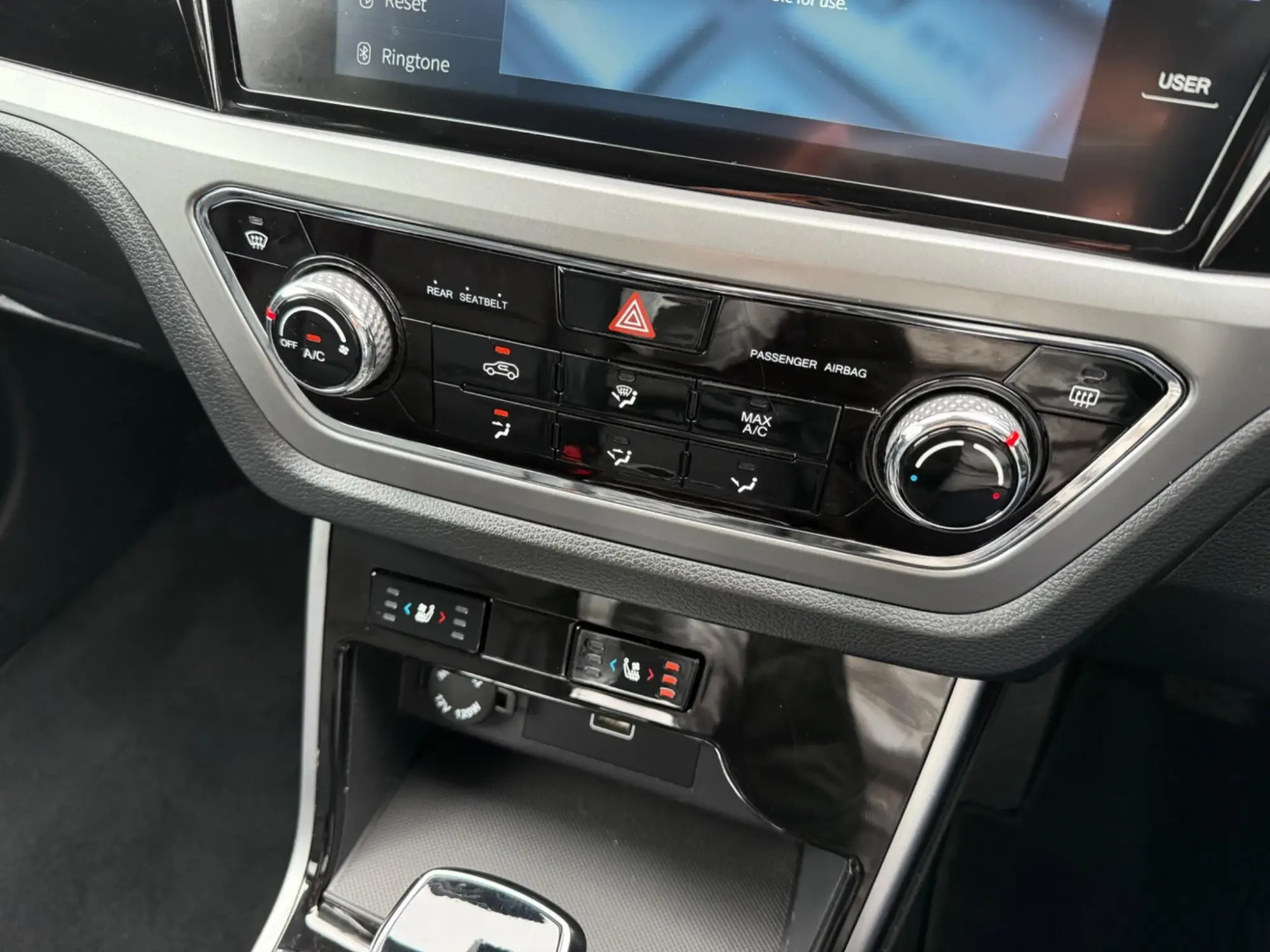 KGM Korando Image 26