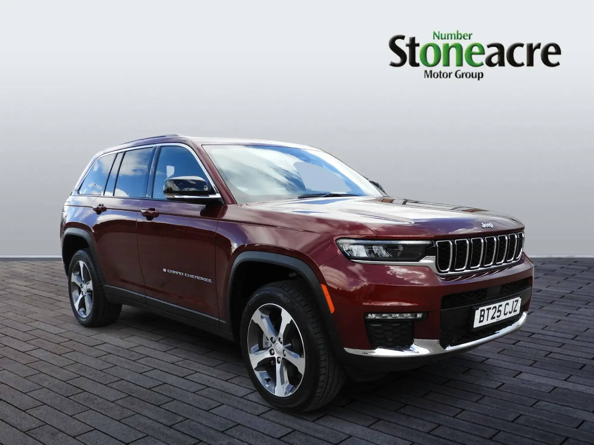 Jeep Grand Cherokee 2.0 17.3kWh Limited Auto 4xe Euro 6 (s/s) 5dr BT25CJZ Image 1