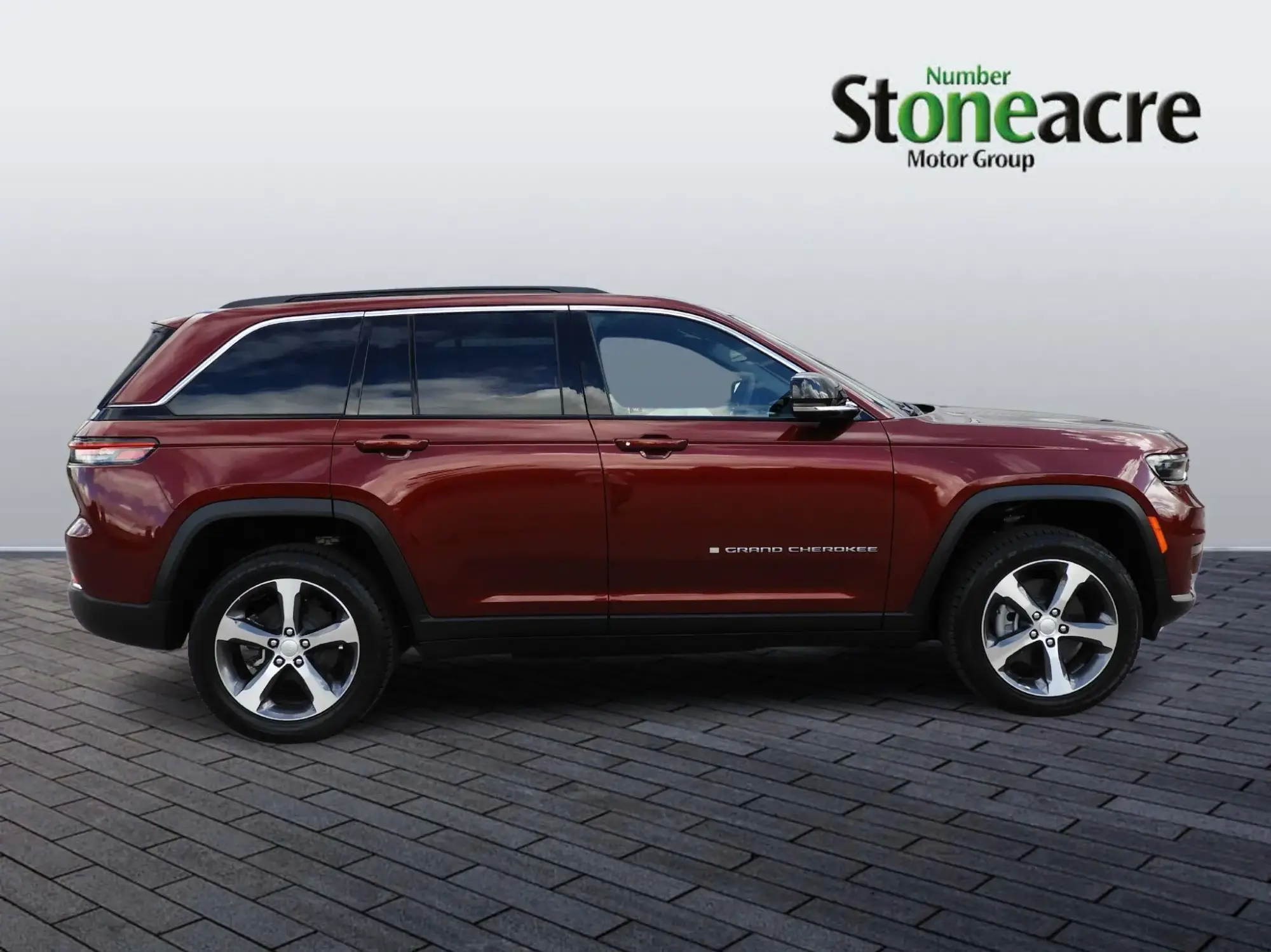 Jeep Grand Cherokee 2.0 17.3kWh Limited Auto 4xe Euro 6 (s/s) 5dr BT25CJZ Image 2